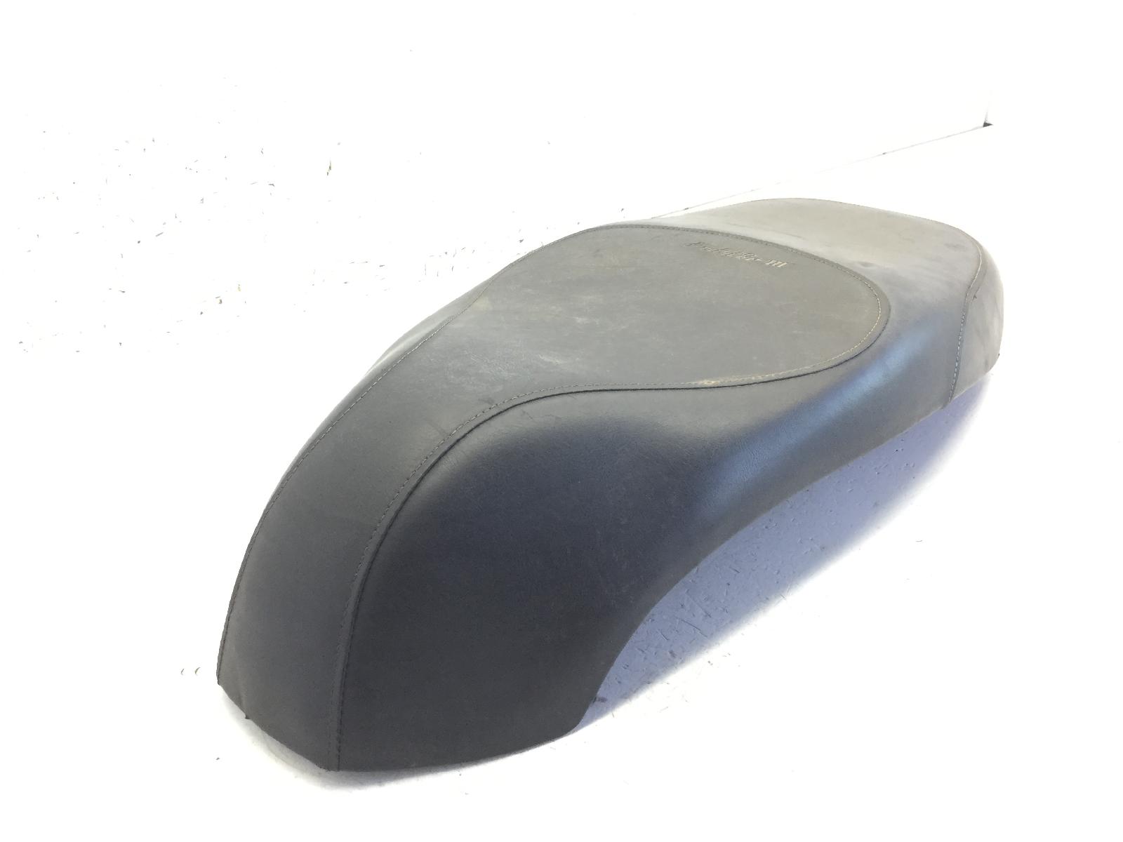 Sym fiddle iii 50 sella saddle - 2 piccoli strappi su bordo fodera 2014 2018 lxmxaa101fx