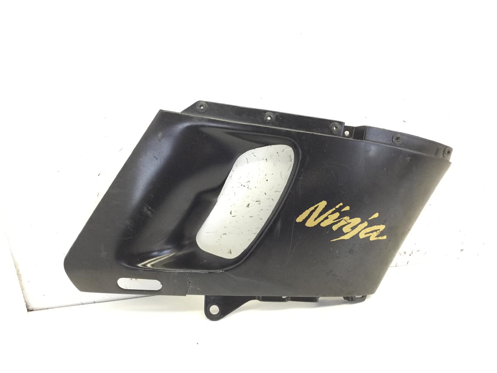 Kawasaki zzr e1 e3 600 carena fianchetto anteriore destro crepe e 2 rotture 1993 1995 zx600e