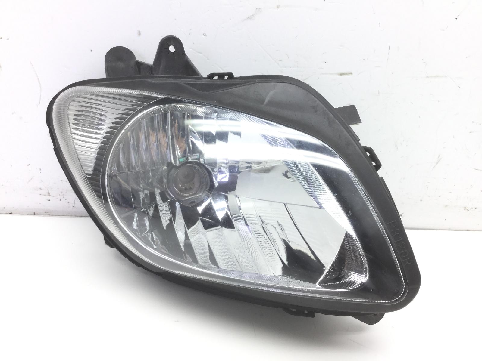 Suzuki burgman k7 650 faro fanale anteriore destro con rottura 2007 2007 bu132