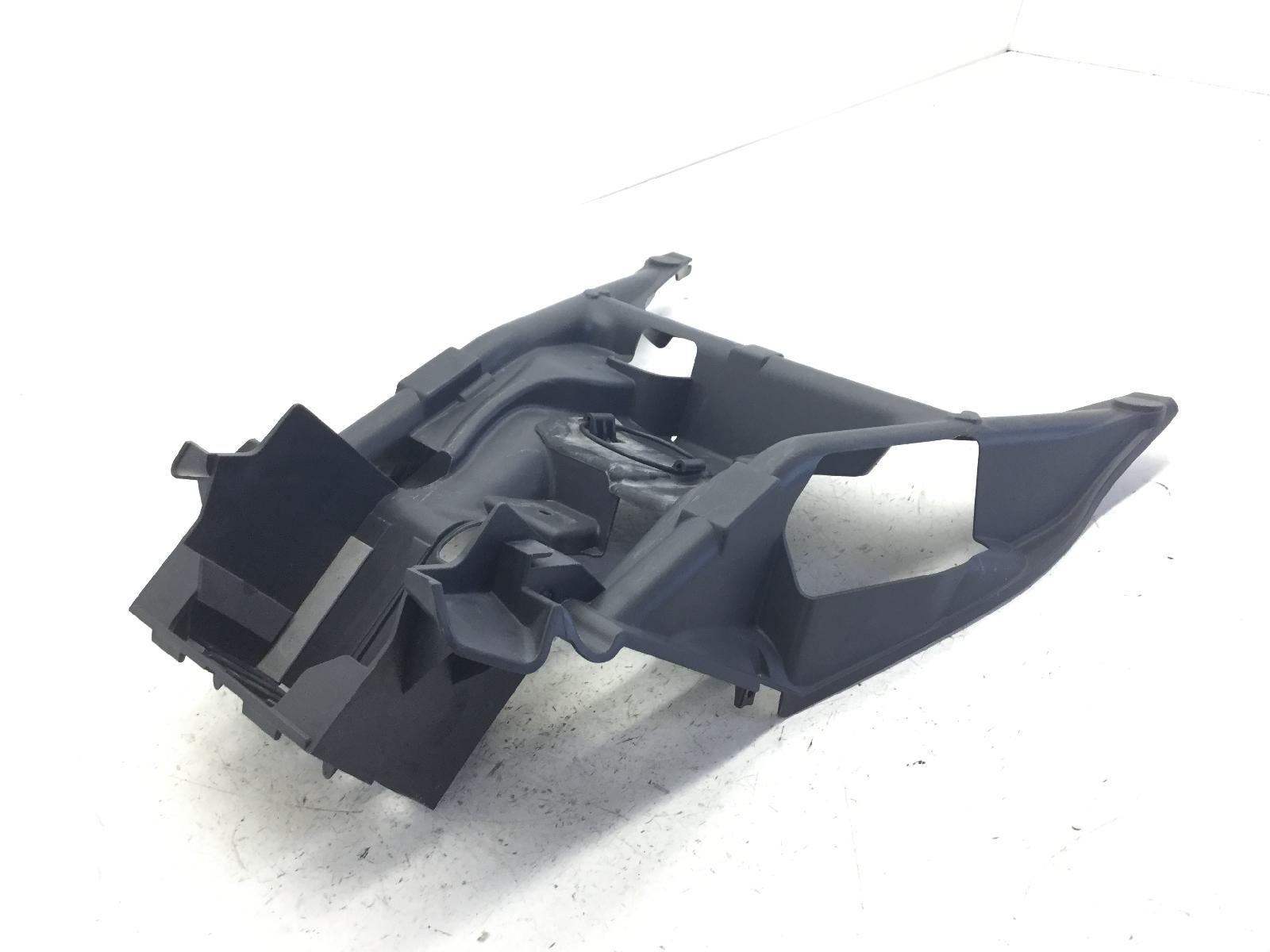 Suzuki burgman k7 650 carena coperchio anteriore supporto batteria 2007 2007 bu132 con abs
