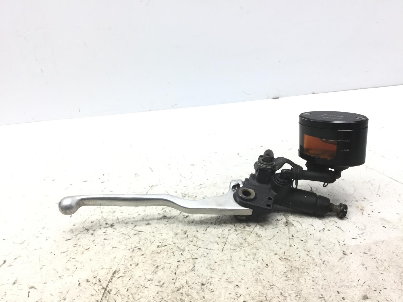 Yamaha szr 660 pompa destra freno anteriore vaschetta non originale 1995 1997 4su