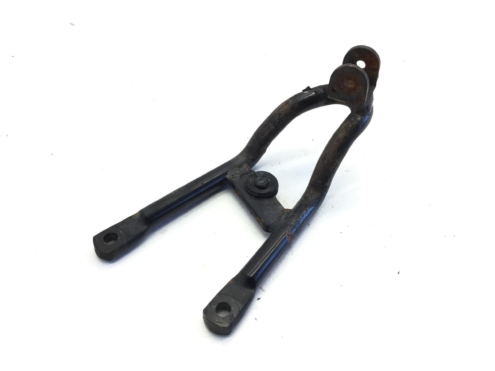 Yamaha szr 660 staffa supporto pedana posteriore sinistra 1995 1997