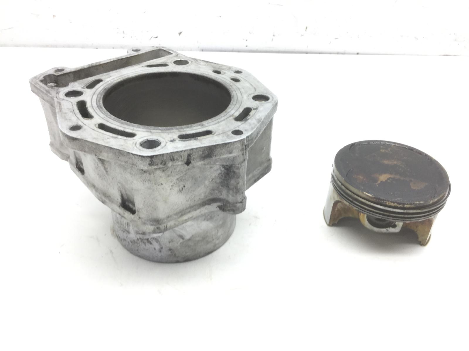 Peugeot satelis 400 cilindro con pistone motore 2007 2007 vgaj2aeaa