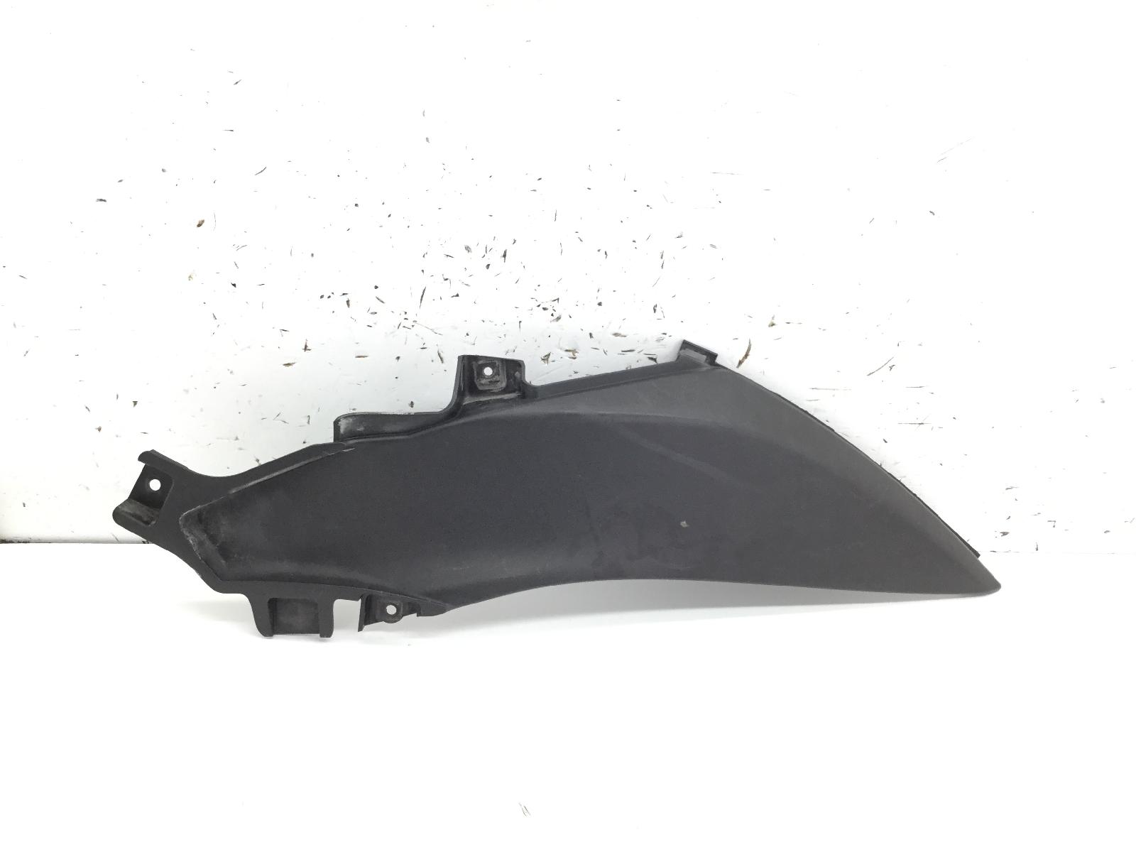 Yamaha mw tricity 125 carena fianchetto pedana destro 2014 2015