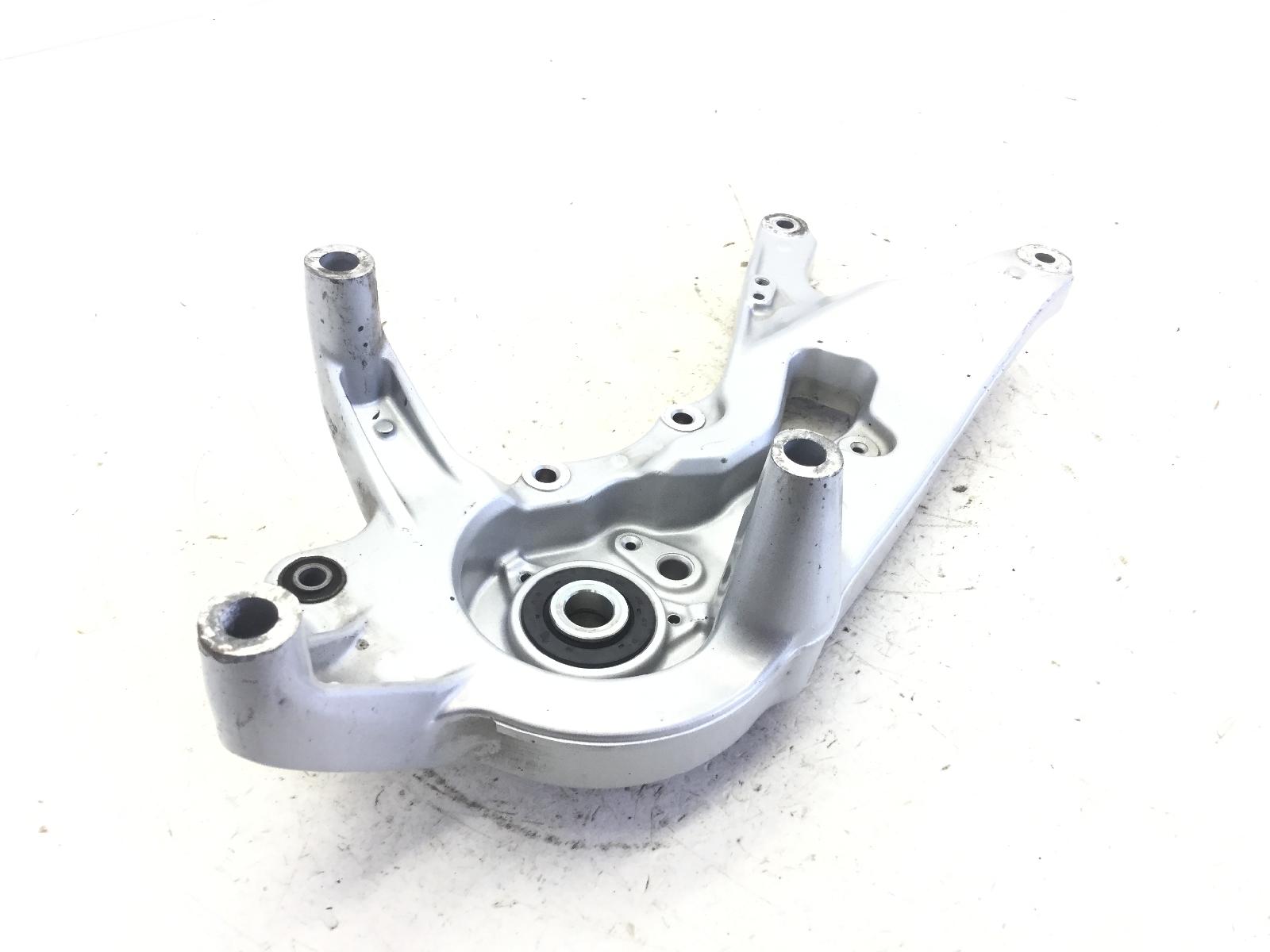 Yamaha mw tricity 125 staffa supporto scarico marmitta 2014 2015 se782