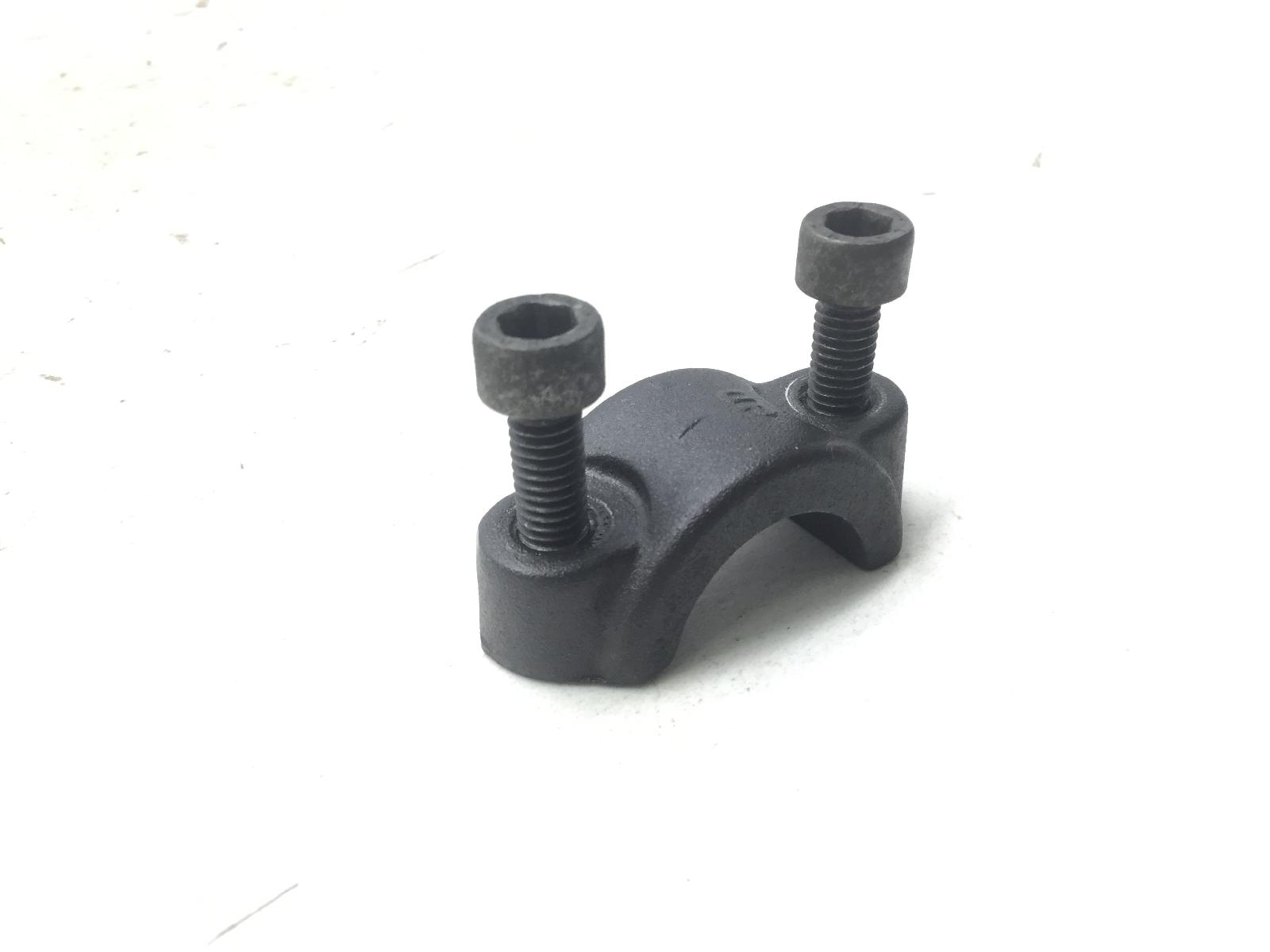 Malaguti f18 warrior 150 cavallotto pompa freno posteriore sinistra 2000 2002 580000