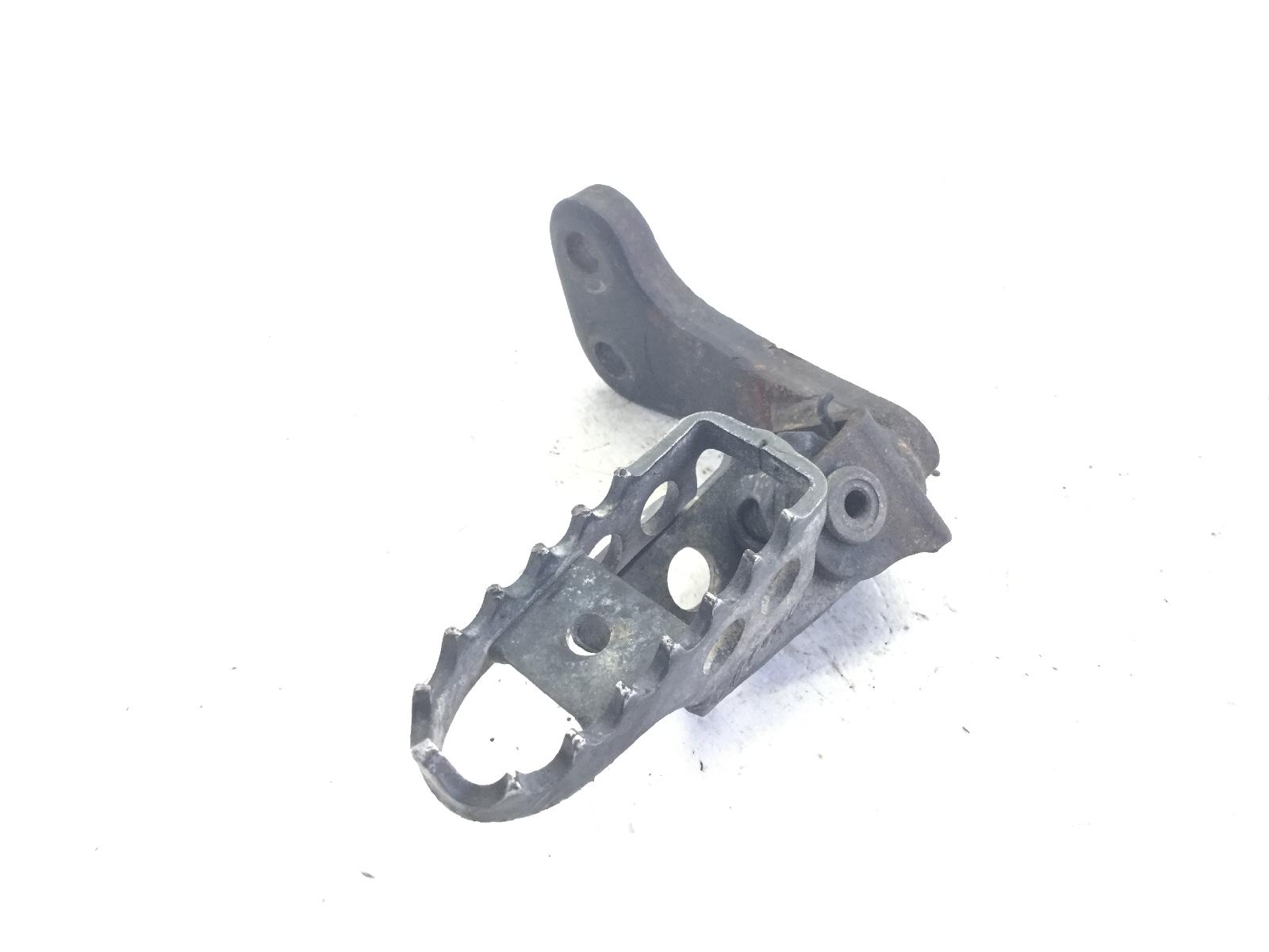 Yamaha xt z tenere 660 pedana anteriore poggiapiede destra e supporto 1991 1991