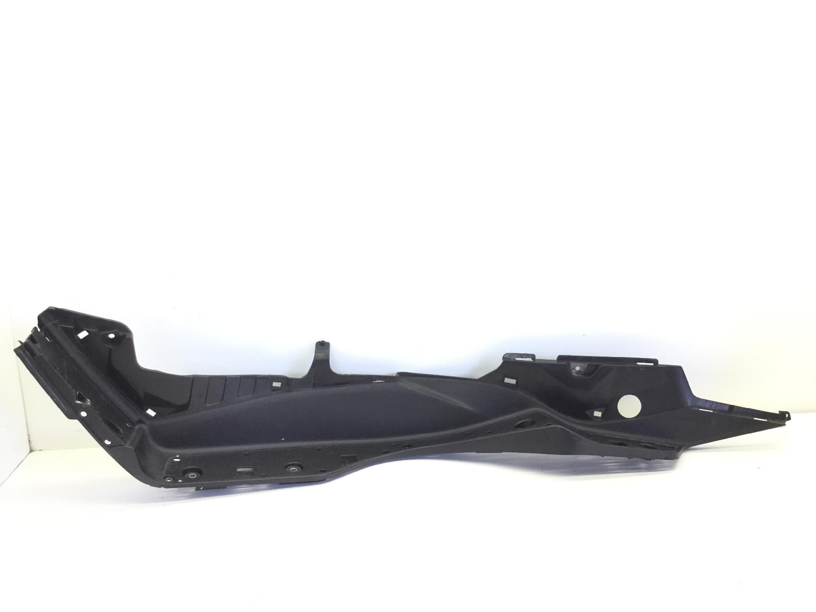 Suzuki burgman an 400 carena pedana pavimento poggiapiedi sinistra 2010 2010