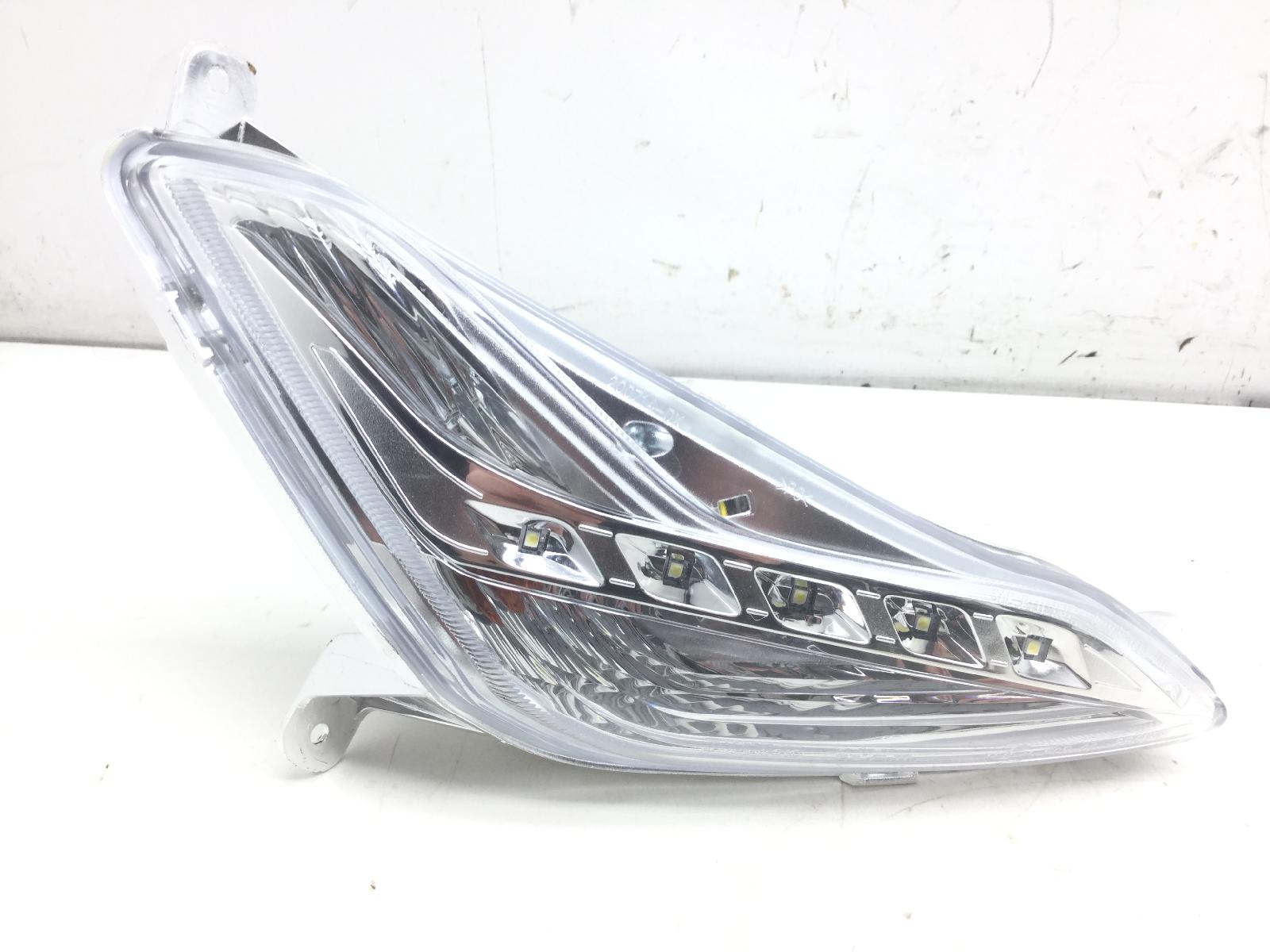 Piaggio beverly st abs km 0 350 freccia anteriore destra luce posizione 2016 2020 ma2200