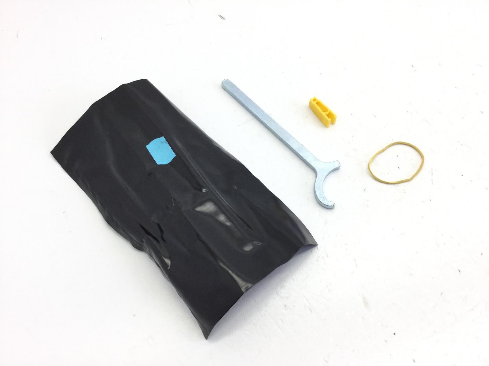 Piaggio vespa sprint iget abs km 0 125 kit attrezzi utensili di bordo 2016 2020 ma1300