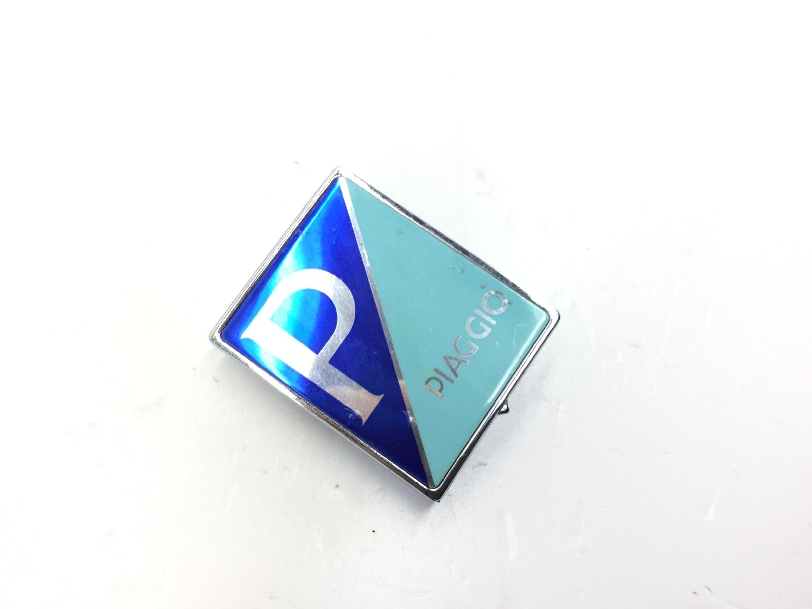Piaggio vespa sprint iget abs km 0 125 emblema logo scudo anteriore 2016 2020 ma1300