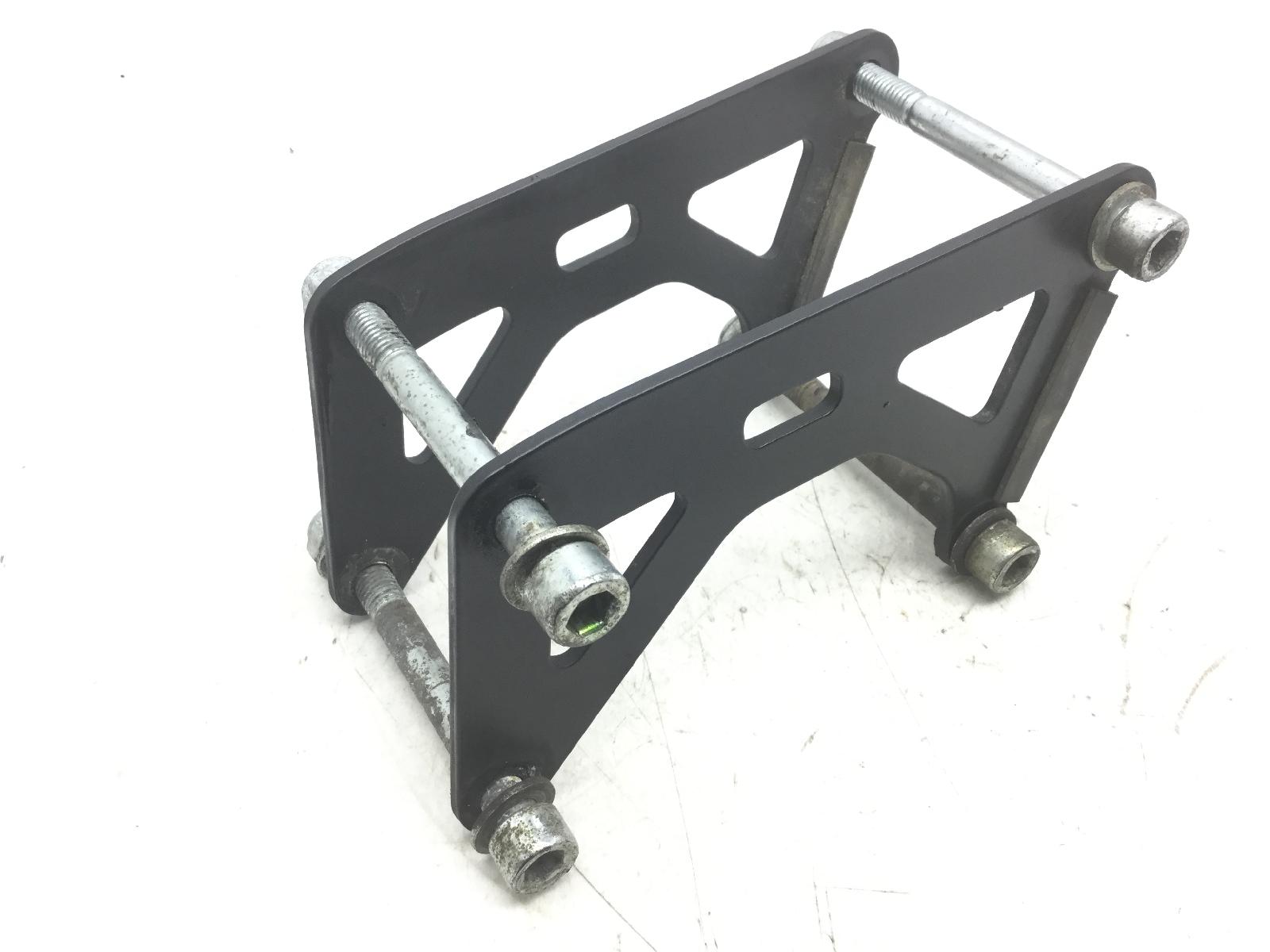 Aprilia rx euro 4 125 coppia staffe supporto motore con viti 2018 2019 kxa00