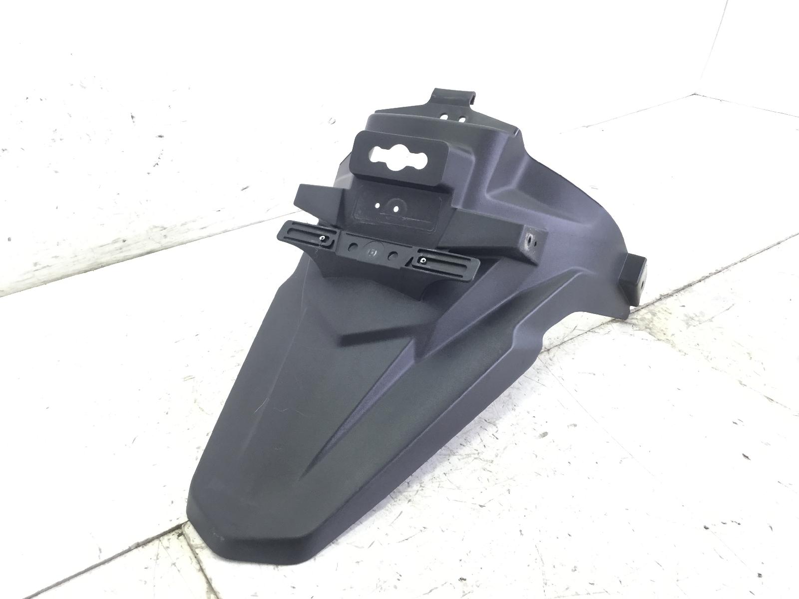 Suzuki burgman an l8 400 parafango posteriore portatarga 2018 2018 du11a
