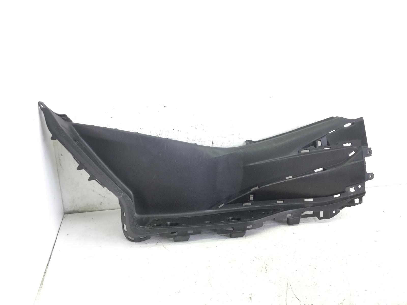 Suzuki burgman an l8 400 carena pedana pavimento poggiapiedi sinistra 2018 2018 du11a
