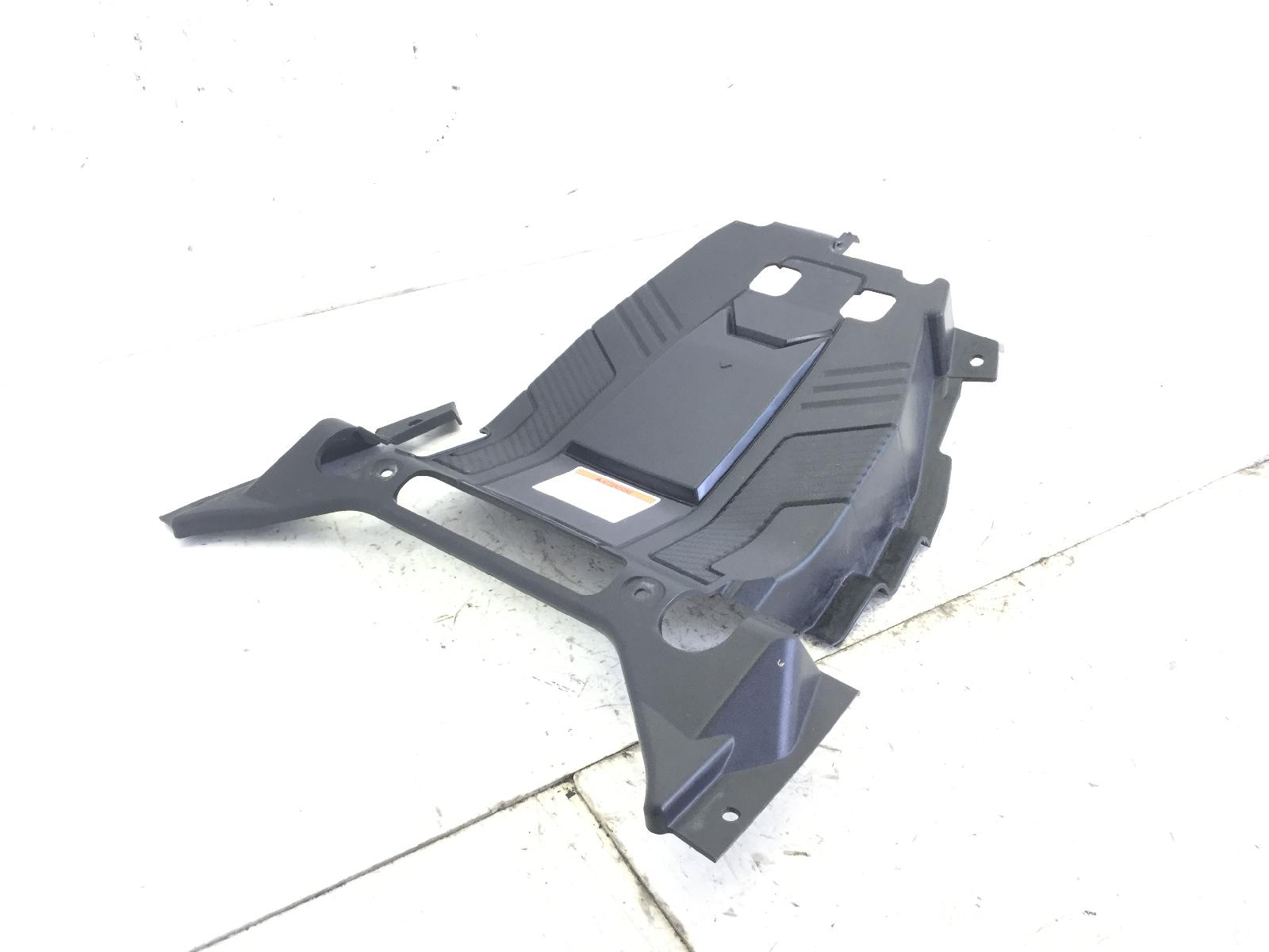 Suzuki burgman an l8 400 carena coperchio sottosella 2018 2018 du11a