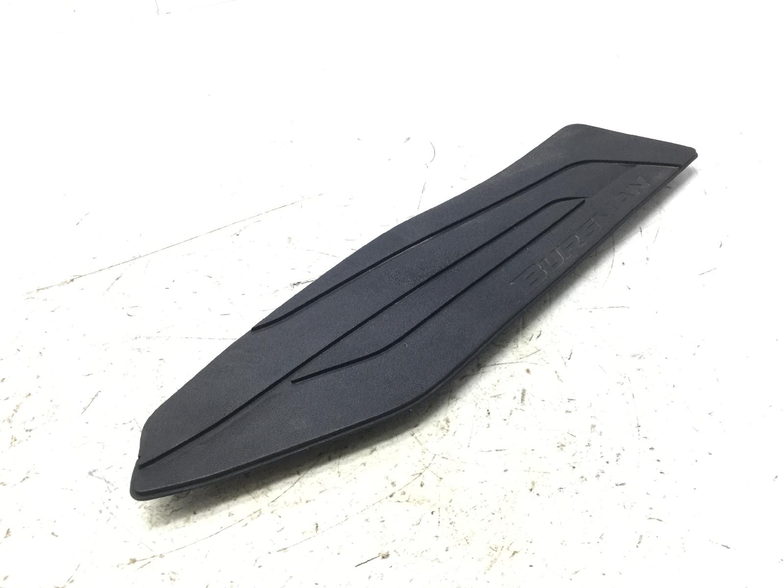 Suzuki burgman an l8 400 tappetino poggiapiede destro pedana pavimento 2018 2018 du11a