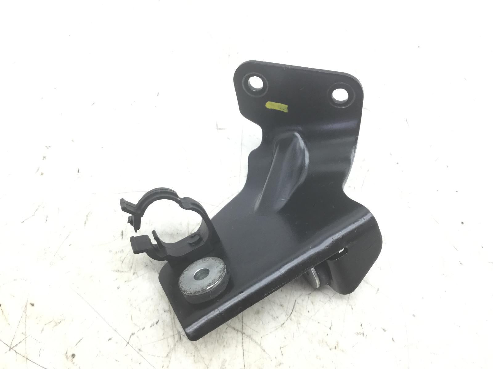 Piaggio vespa gts ie e4 300 staffa supporto attuatore dispositivo freno abs 2016 2018 ma3300+-+ma5200