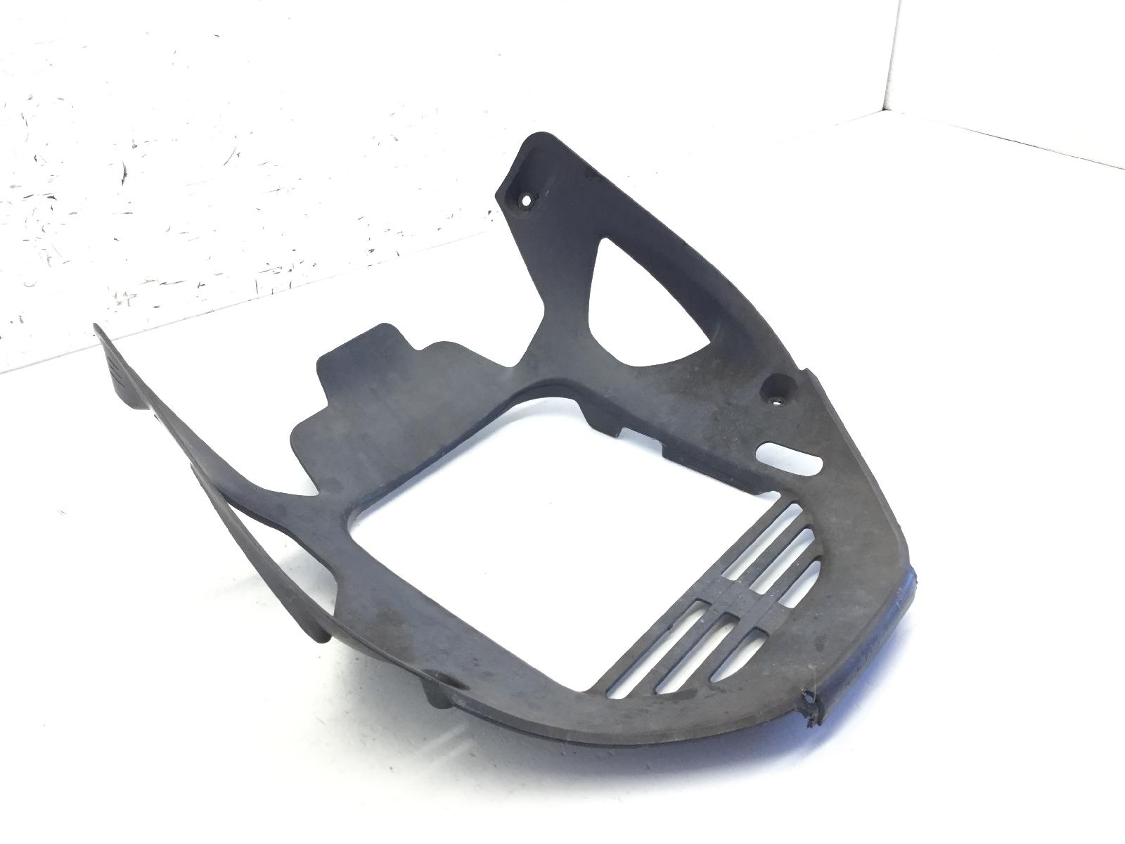Suzuki burgman k4 abs 650 carena puntale vano ruota anteriore 2004 2004 bu132