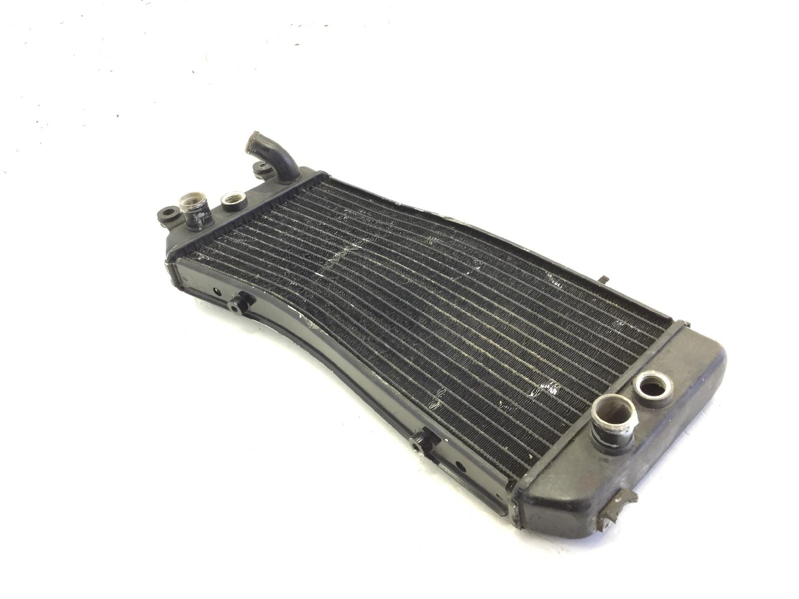 Suzuki marauder vz 800 radiatore deformato e con attacco rotto 1997 2002 af111
