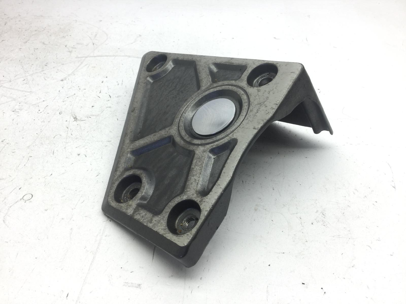 Suzuki marauder vz 800 coperchio destro perno asse forcellone posteriore 1997 2002 af111