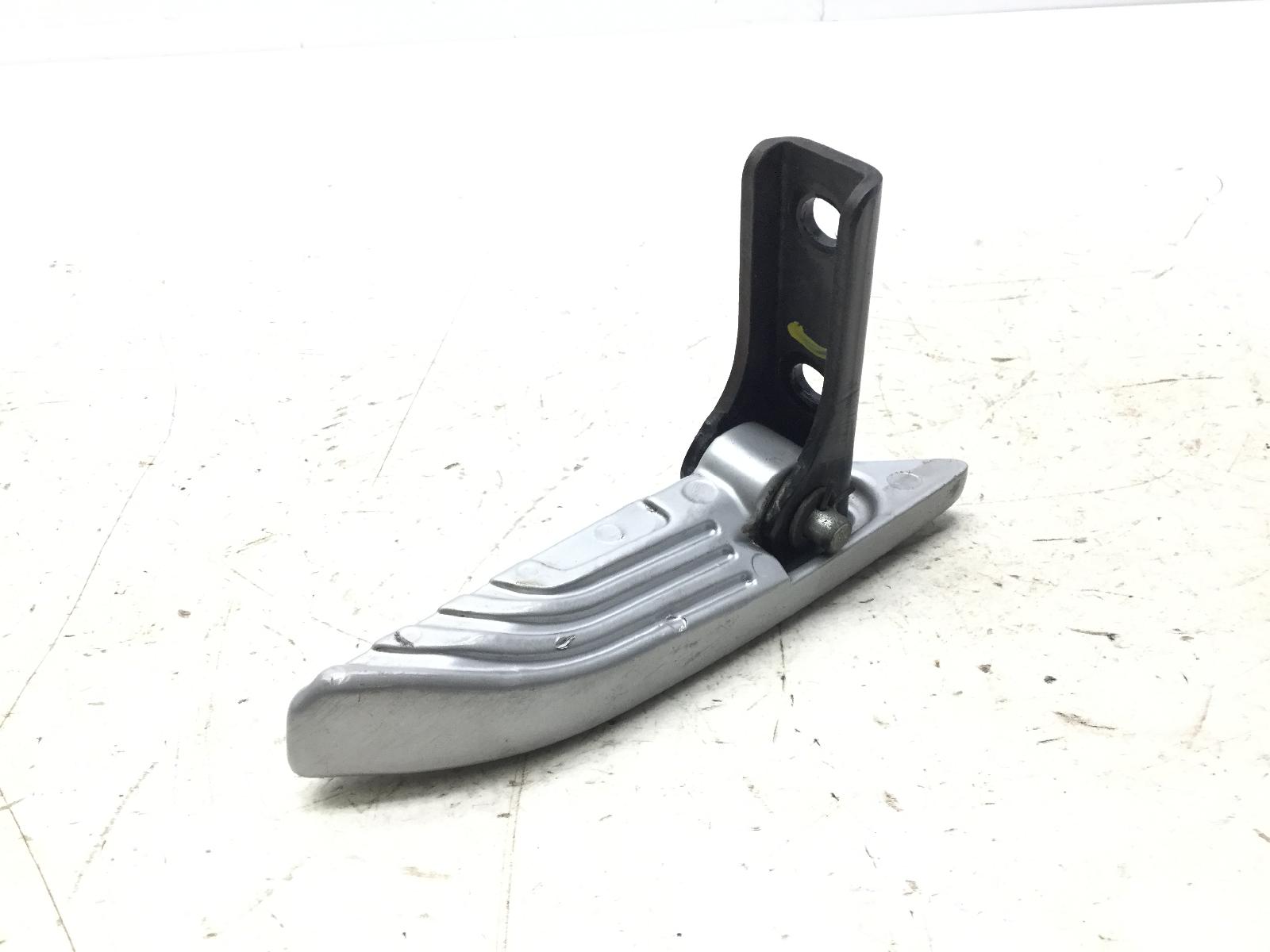 Piaggio liberty iget abs 125 pedana poggiapiede posteriore destra 2015 2019 ma4100