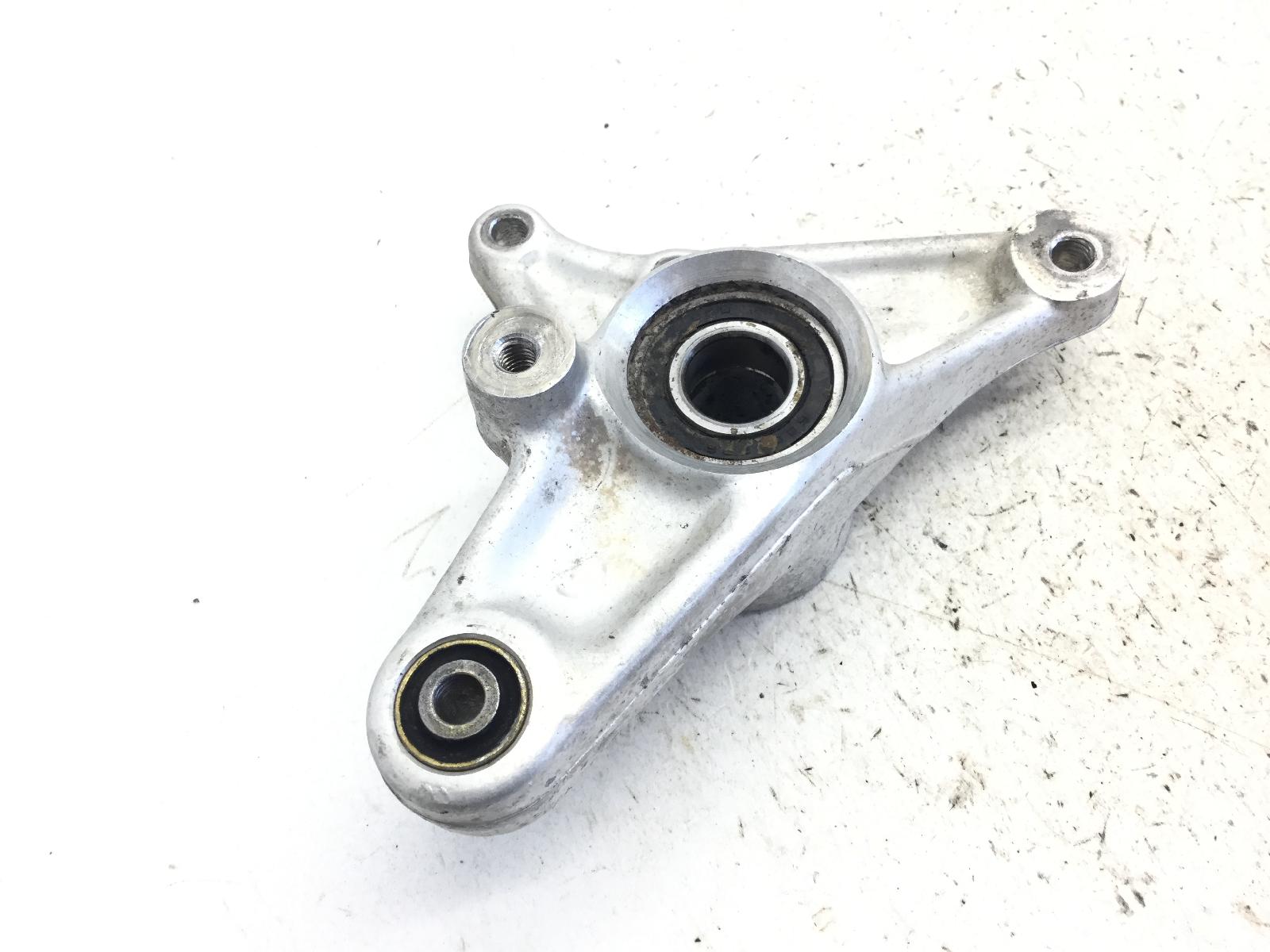 Aprilia leonardo 125 staffa supporto pinza freno posteriore 1999 2000 mb03