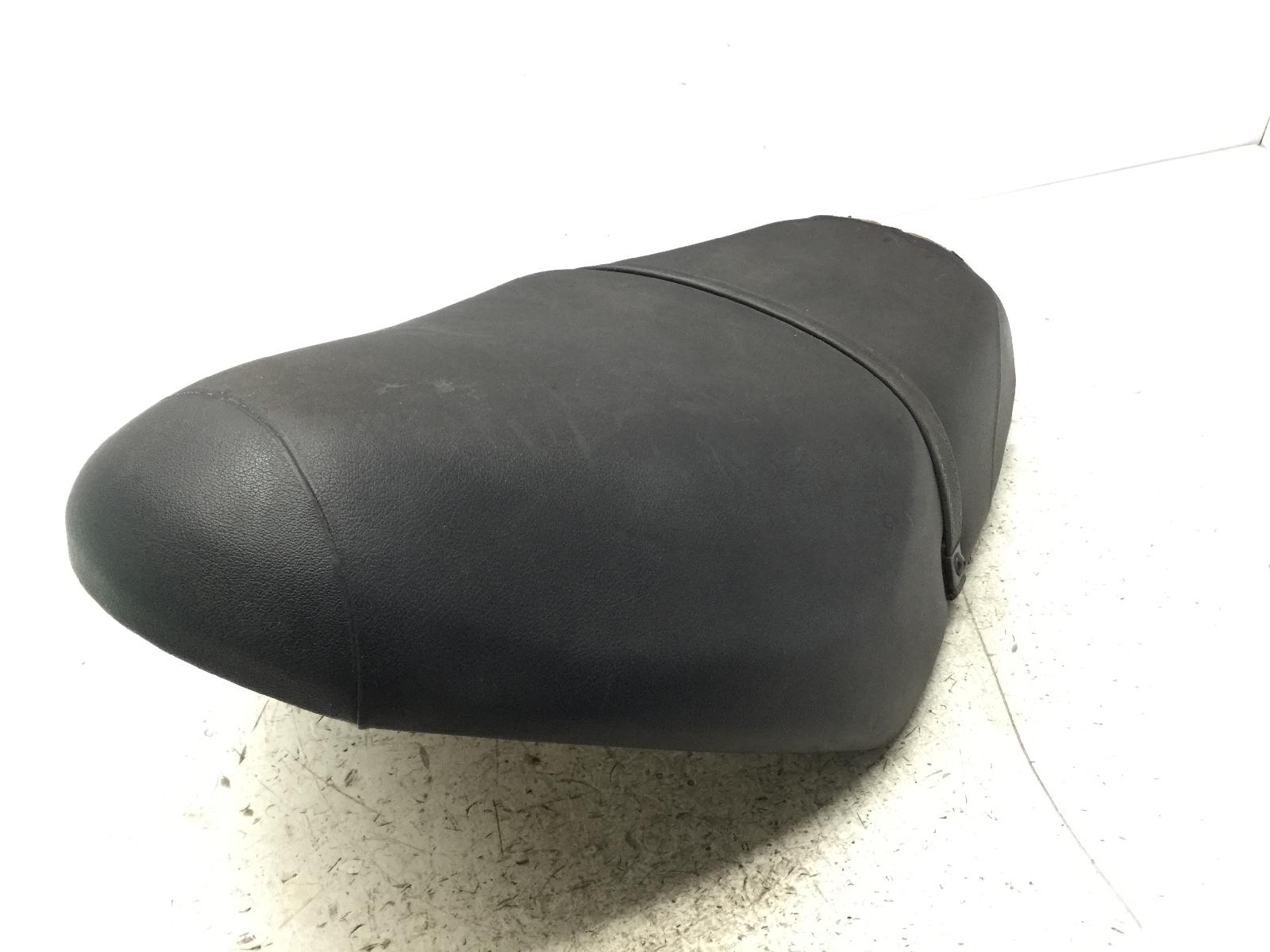 Suzuki an 125 sella saddle con strappo su fodera 1995 2000 cf42a