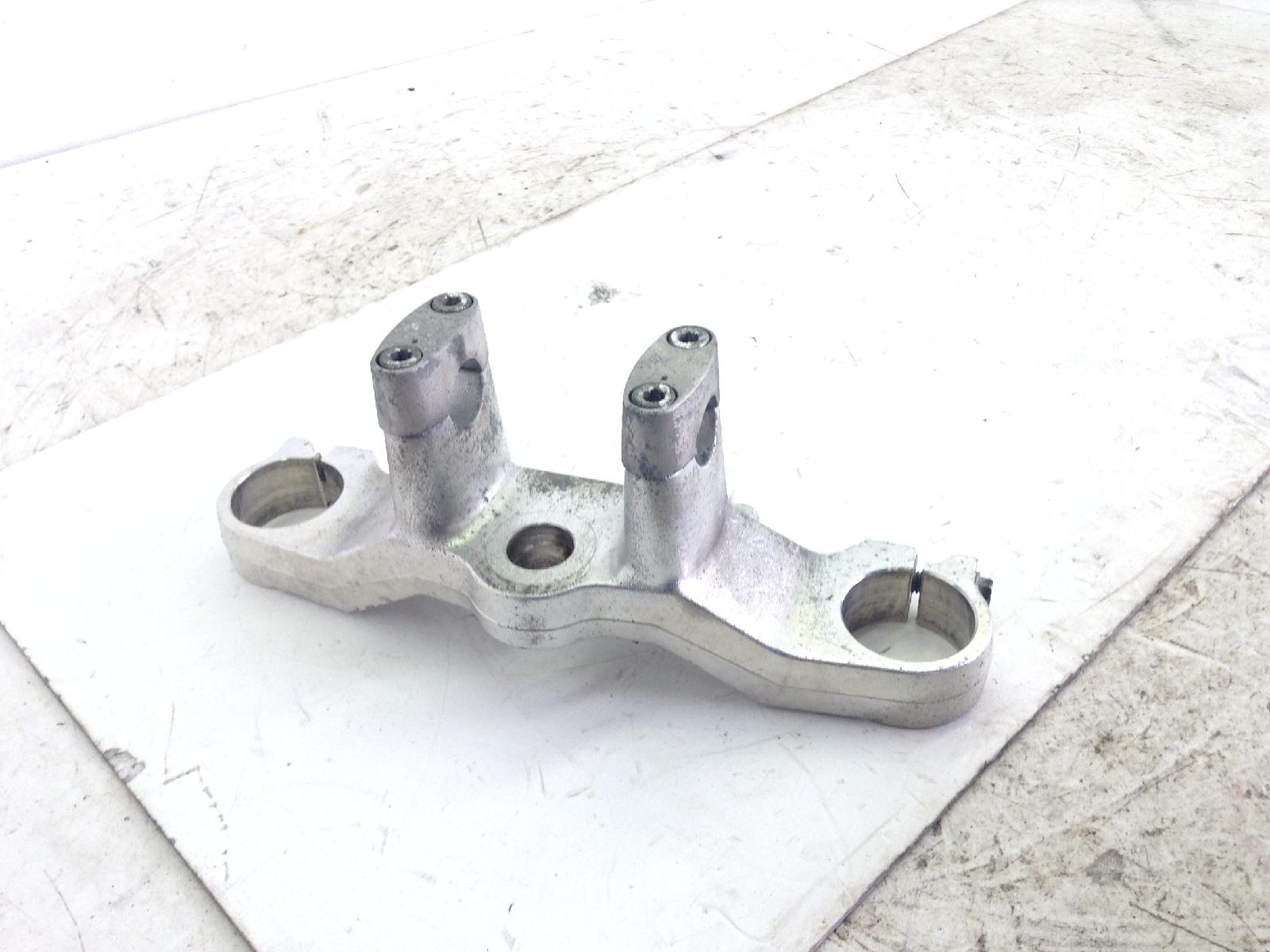 Suzuki burgman abs l0 650 piastra superiore supporto manubrio e cavallotti 2010 2010 bu132