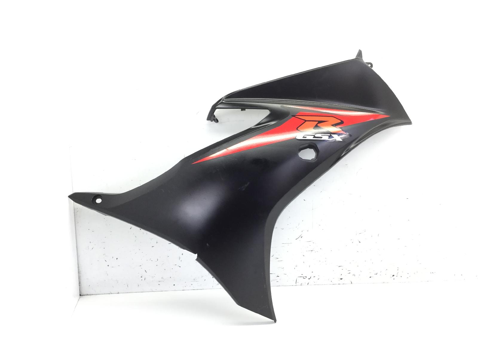 Suzuki gsx-r 125 carena fiancata anteriore destra - attacco rotto 2018 2018 dl33a