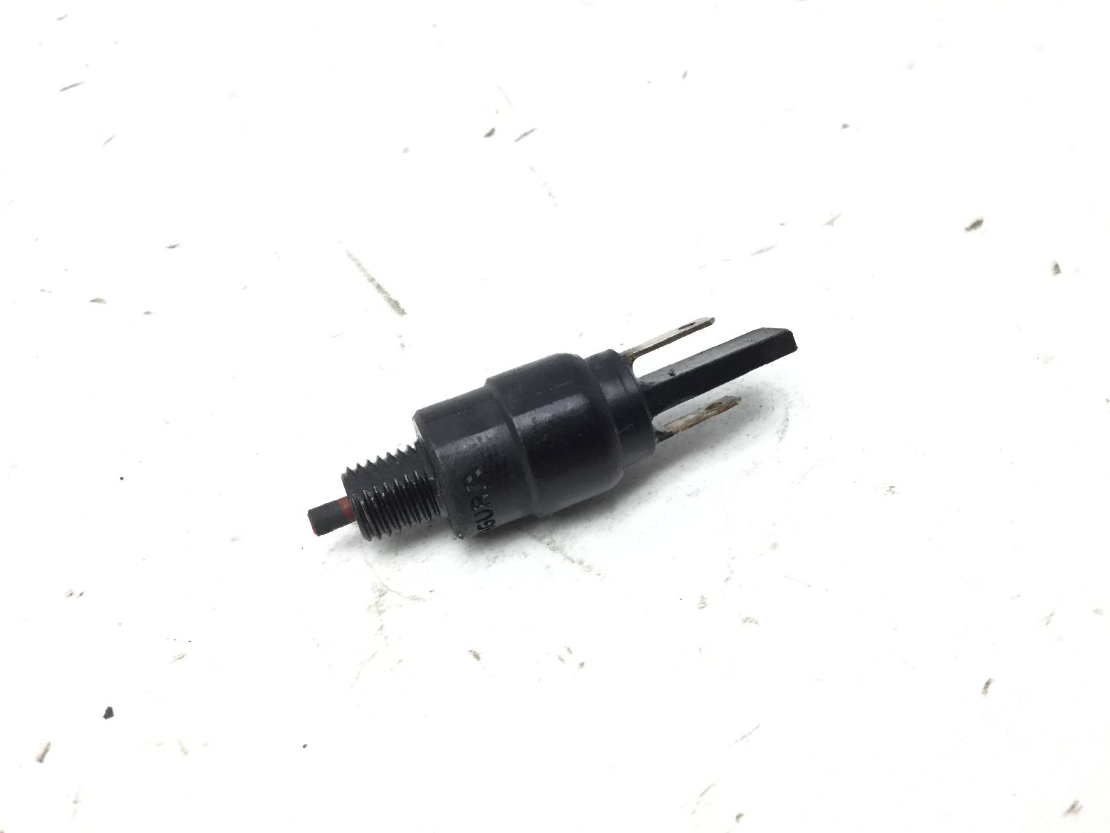 Piaggio x10 e3 500 sensore pulsante stop microstop freno anteriore 2012 2014 m76300
