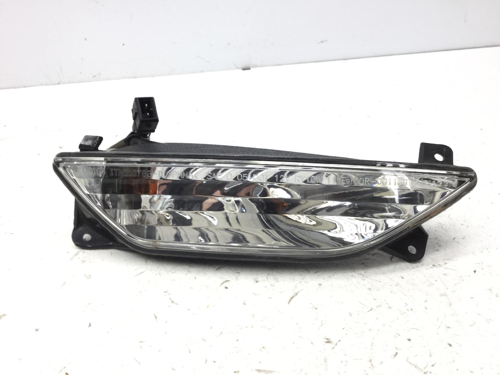 Piaggio mp3 erl ibrido 300 freccia anteriore destra 2010 2013 m65200