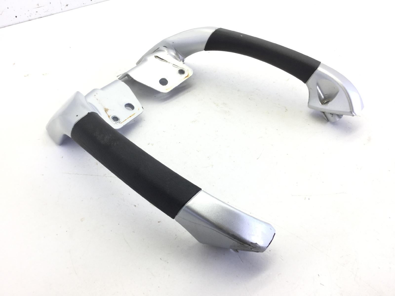 Piaggio mp3 erl ibrido 300 coppia maniglie maniglione posteriore 2010 2013 m65200