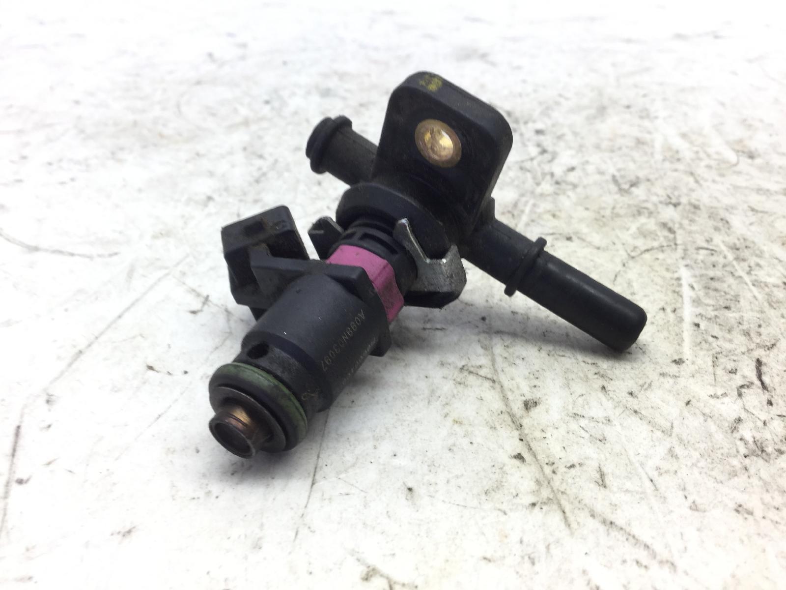 Piaggio mp3 erl ibrido 300 iniettore benzina carburante fuel 2010 2013 m65200