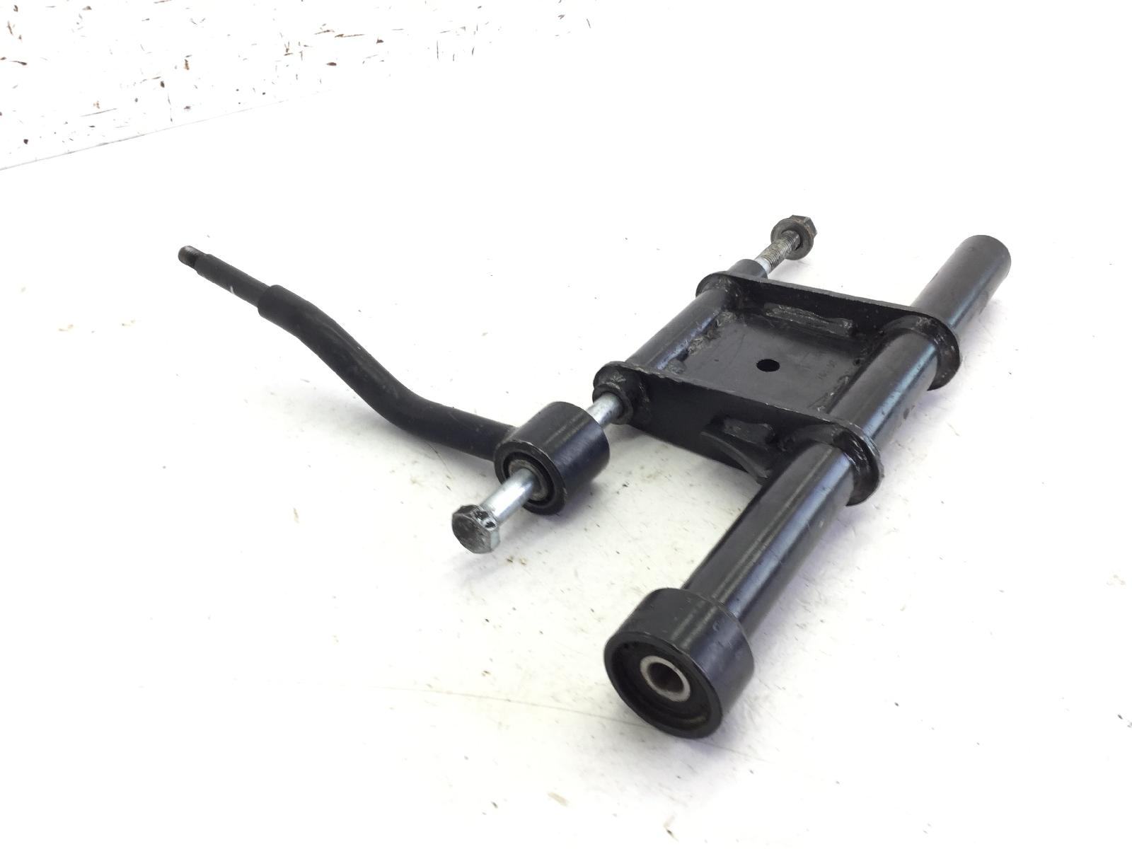 Piaggio x evo 400 staffa supporto motore e bielletta 2007 2011 m52101