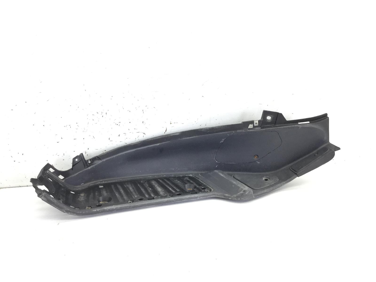 Piaggio x evo 400 carena pedana pavimento poggiapiedi sinistra 2007 2011 m52101