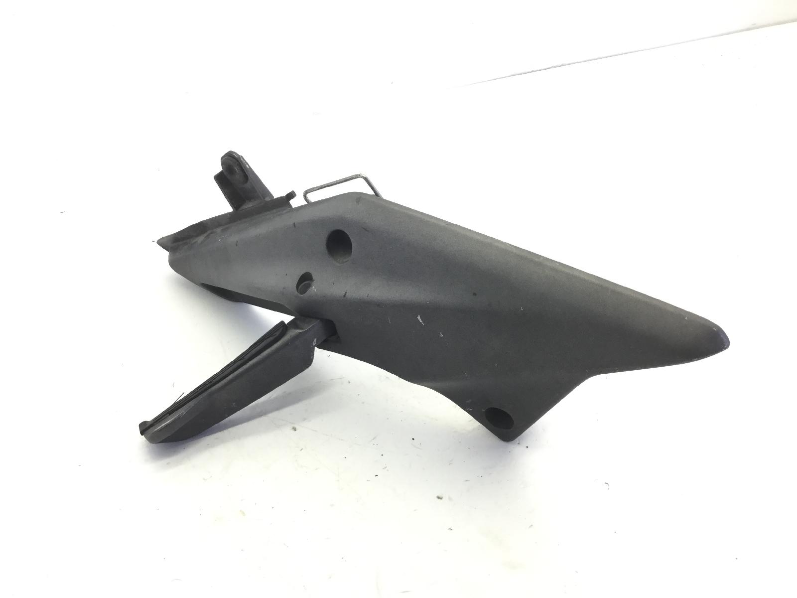 Honda sw-t 400 pedana posteriore poggiapiede destra e supporto 2009 2009 jh2nf03a89k