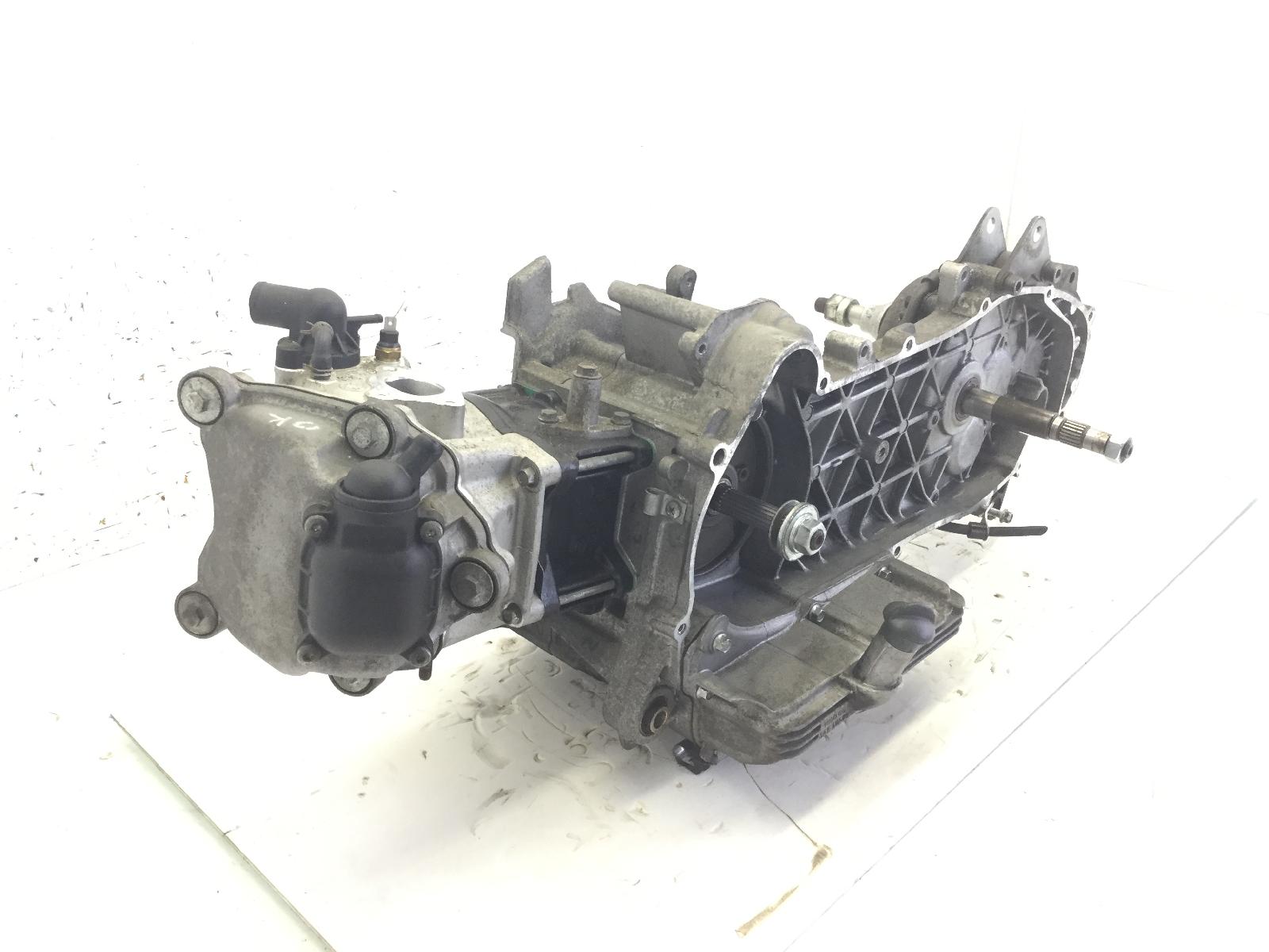 Derbi gp1 low seat 125 blocco motore engine mod: m482m 2007 2008