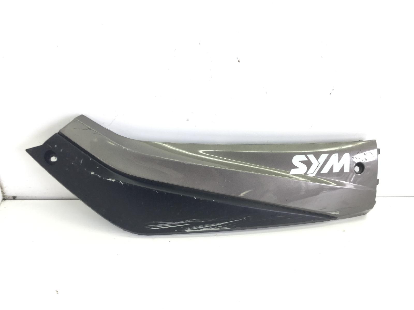 Sym symphony st 200 carena sottopedana sottopavimento destra 2015 2015 xb20w1-eu