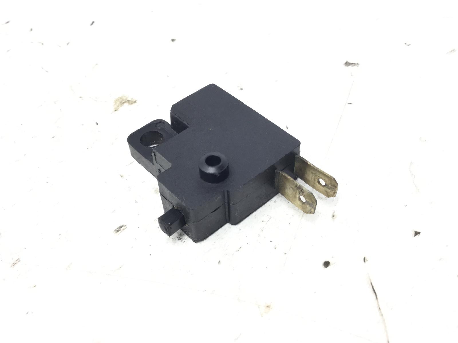 Sym joymax i 300 sensore pulsante stop microstop freno anteriore 2014 2014 ln30w2-it
