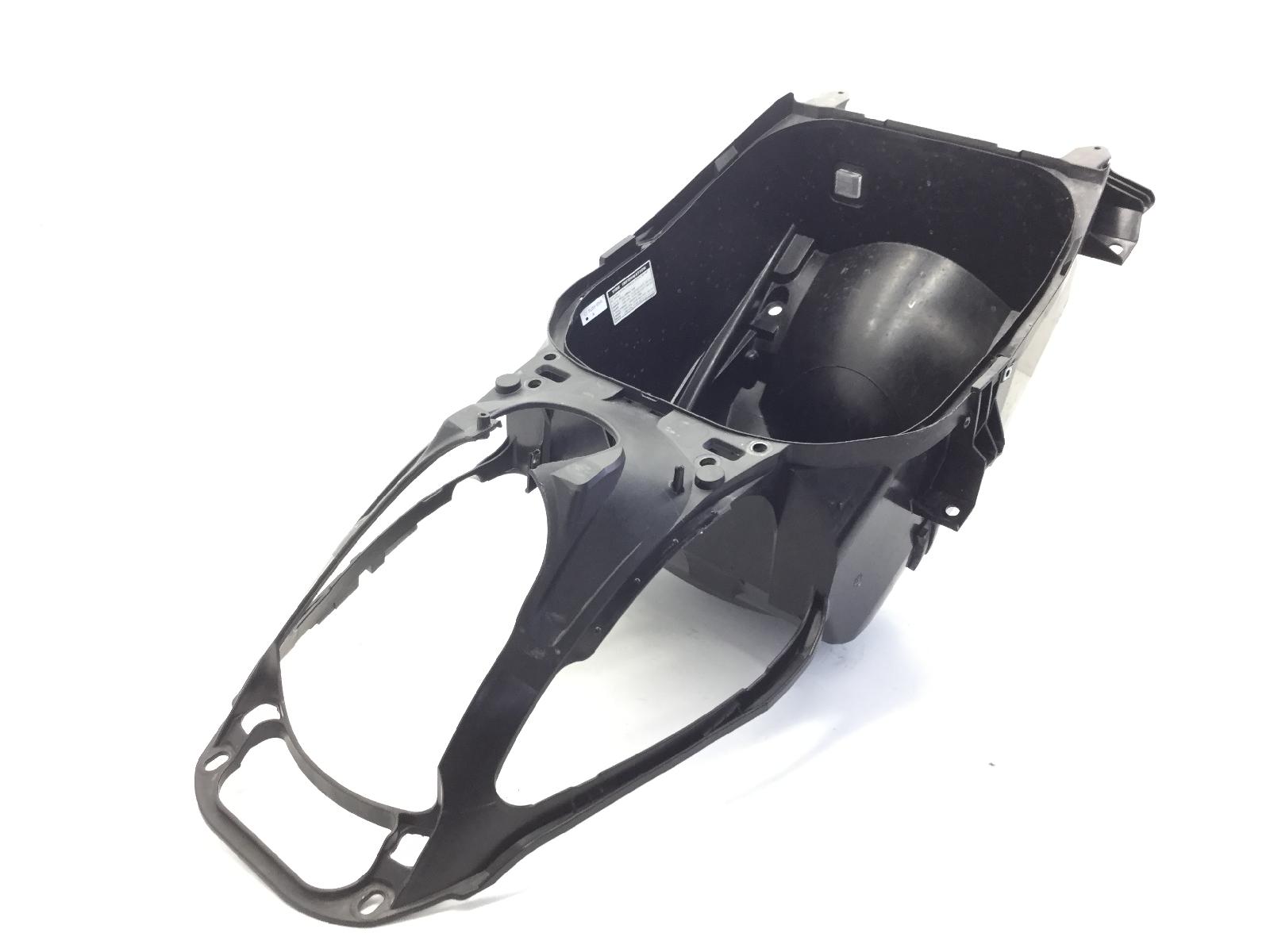 Yamaha t-max xp sv 500 carena vano sottosella portacasco 2011 2011 sj061