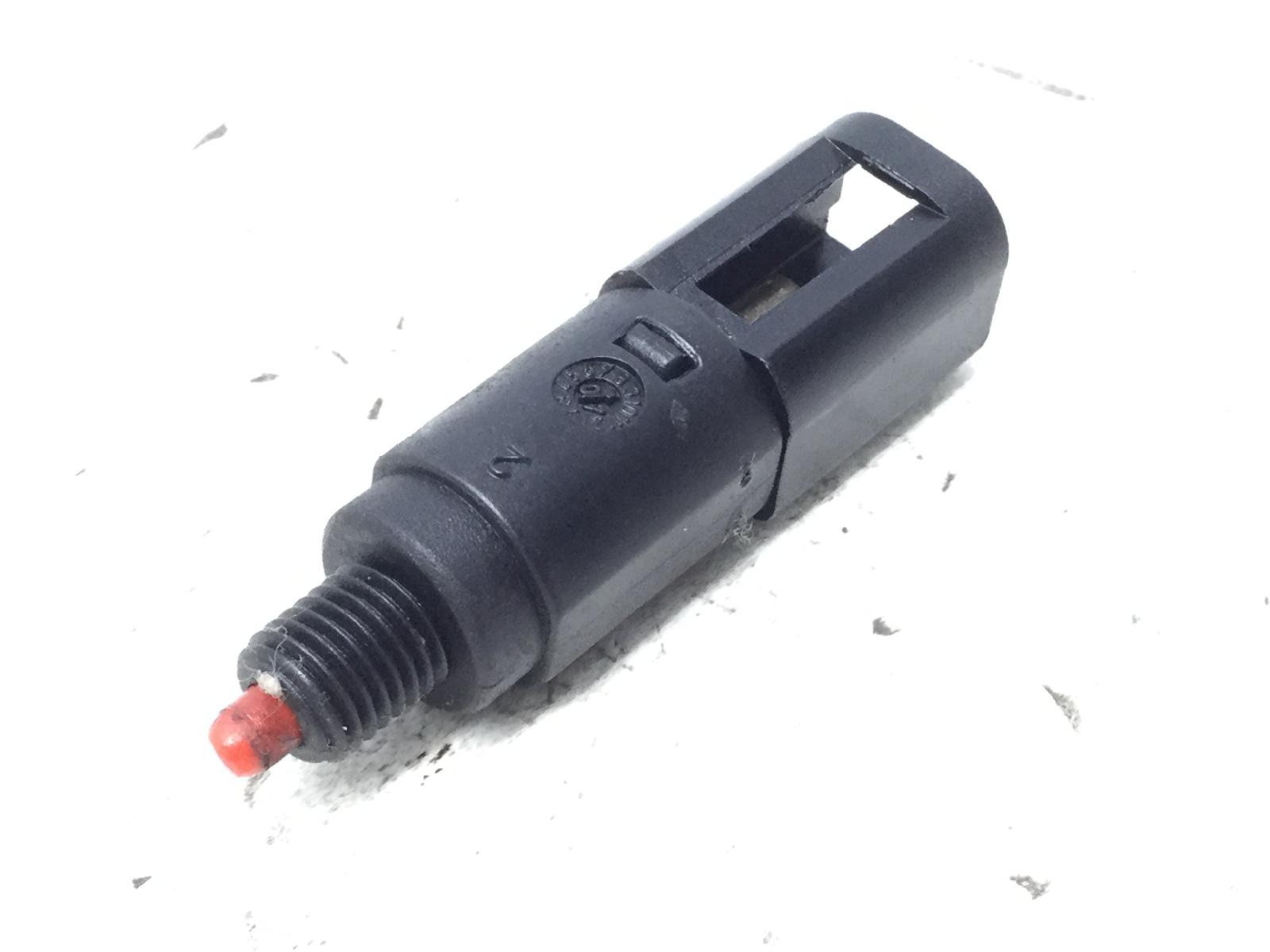 Piaggio vespa s e3 125 sensore pulsante stop microstop freno anteriore 2007 2008 m44302