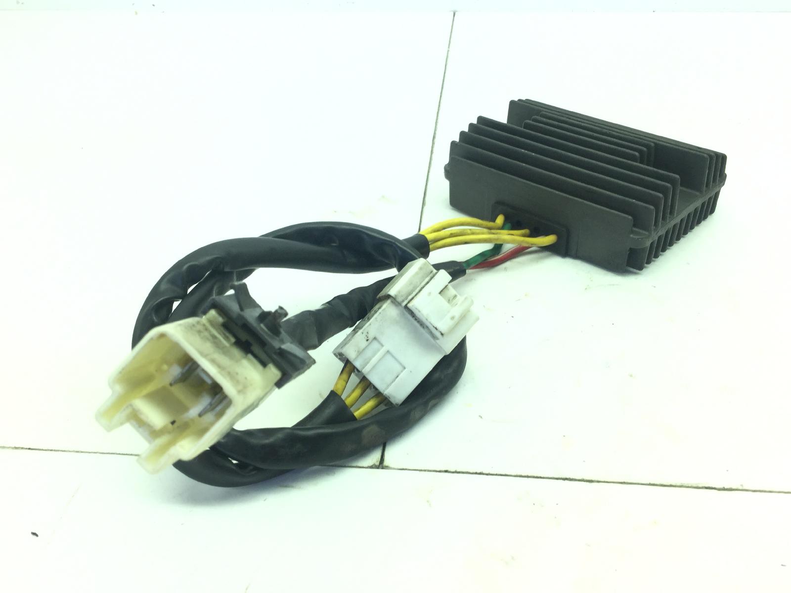 Piaggio mp3 sport abs 300 regolatore di tensione 2014 2016 m86200