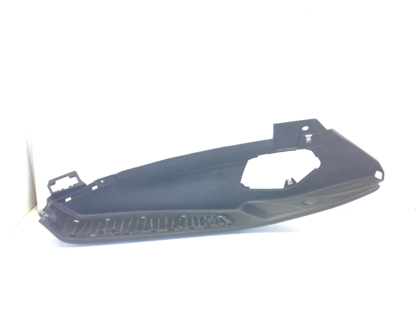 Piaggio mp3 sport abs 300 carena pedana pavimeto poggiapiedi sinistra 2014 2016 m86200