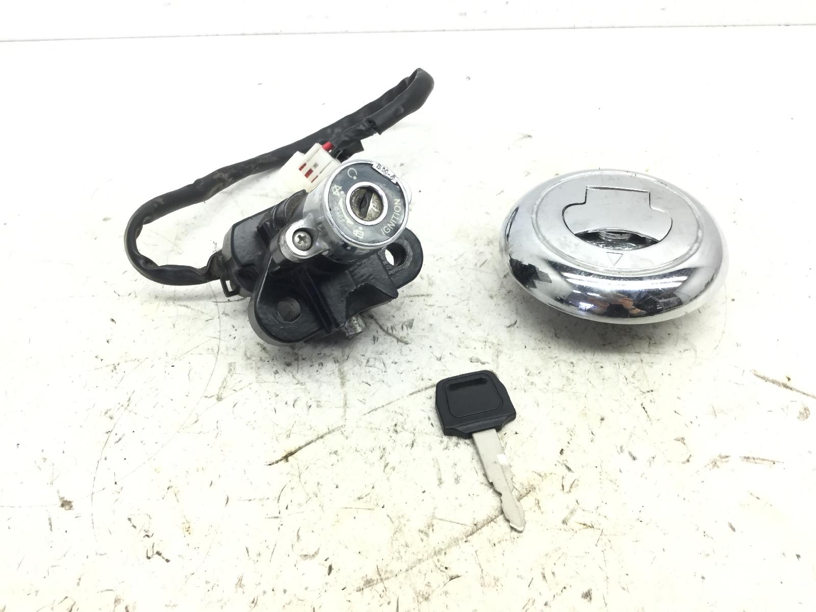 Keeway superlight 125 blocchetto accensione tappo benzina e chiave 2018 2018 lbbj280