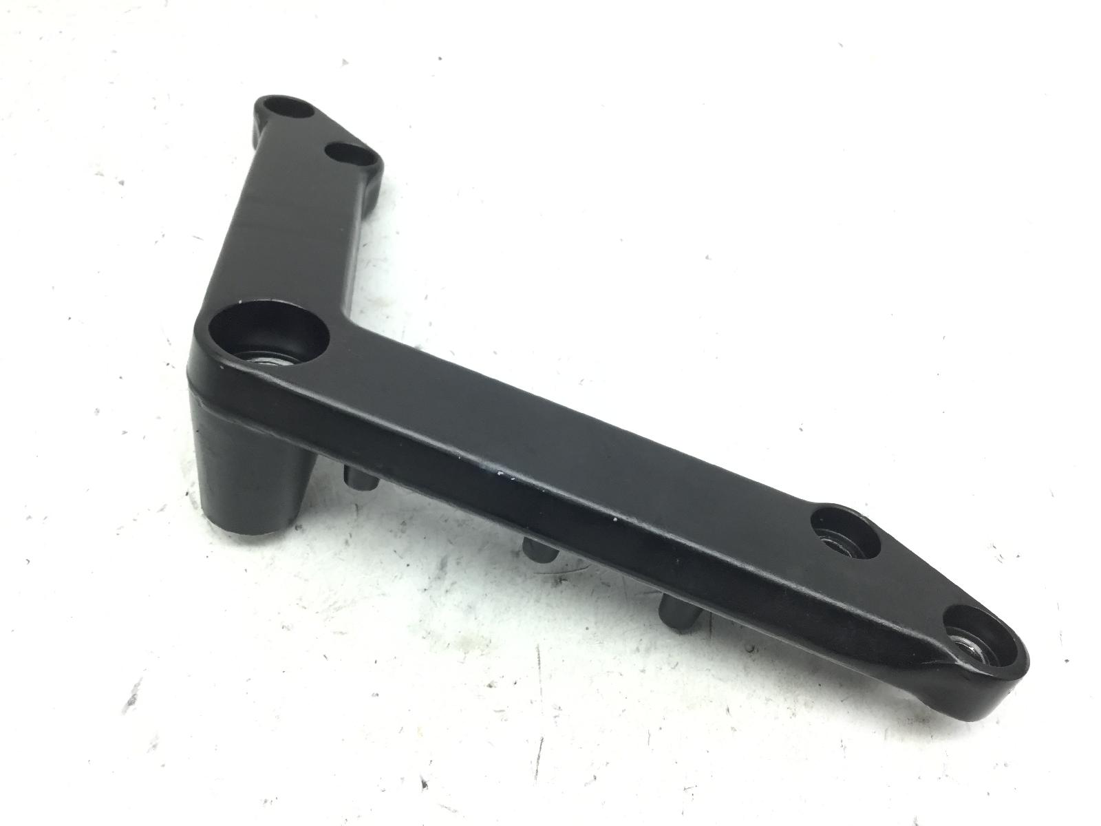 Suzuki dl v-strom 650 staffa destra supporto motore 2004 2006 b1111