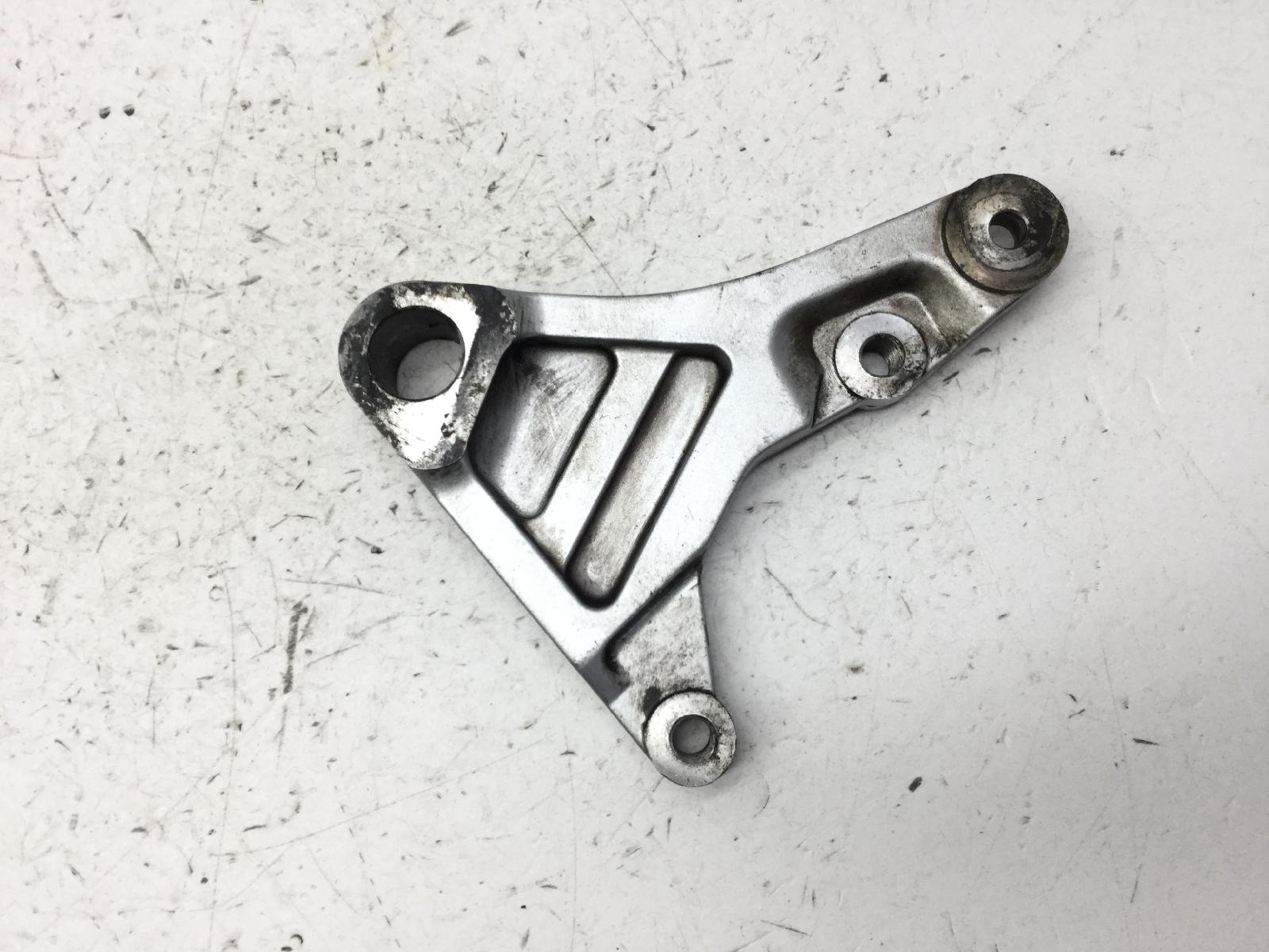 Yamaha fzs fazer 600 staffa supporto pinza freno posteriore 2000 2001 rj021