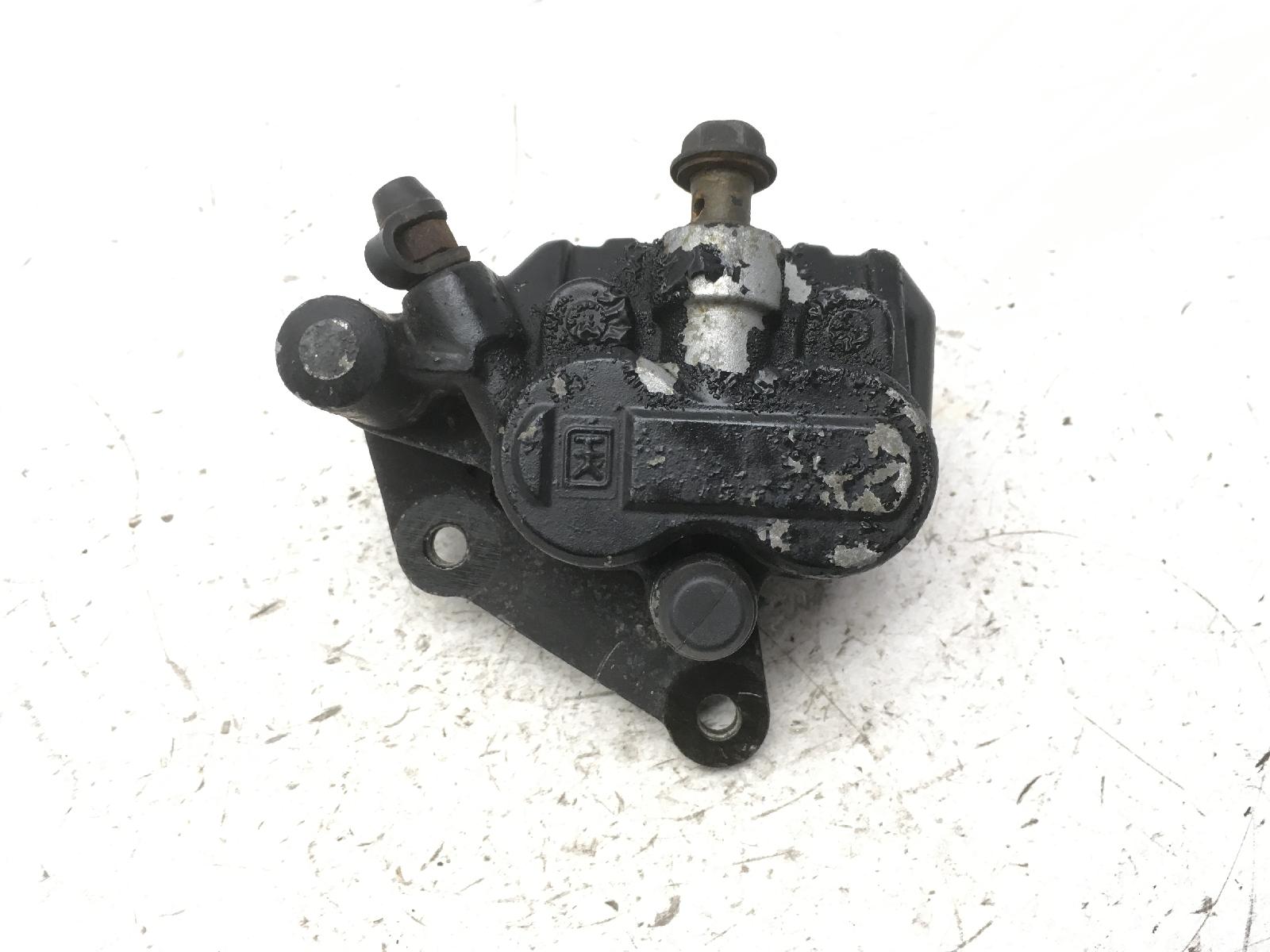 Piaggio fly 4t chn 50 pinza freno anteriore 57 mm interasse attacco 2006 2007 c44500