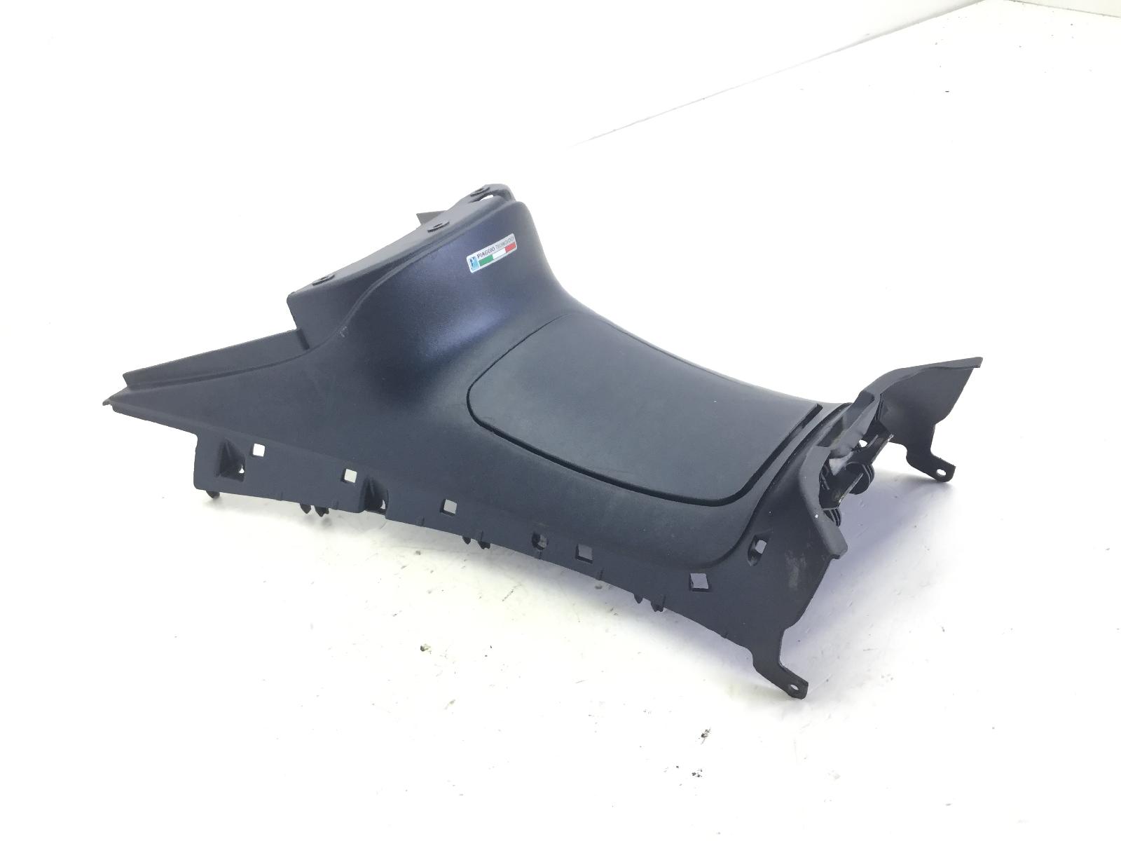 Piaggio mp3 lt ibrido 300 carena tunnel pedana centrale e sportello 2010 2011 m72100