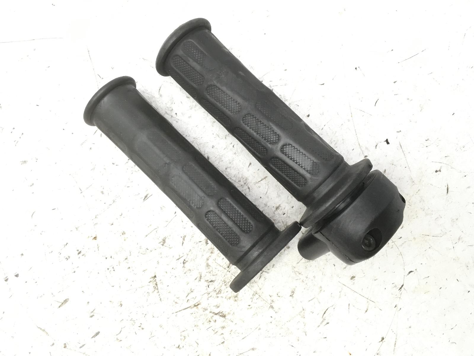 Aprilia leonardo 250 coppia manopole e comando tiracavo gas 2002 2004 sv001