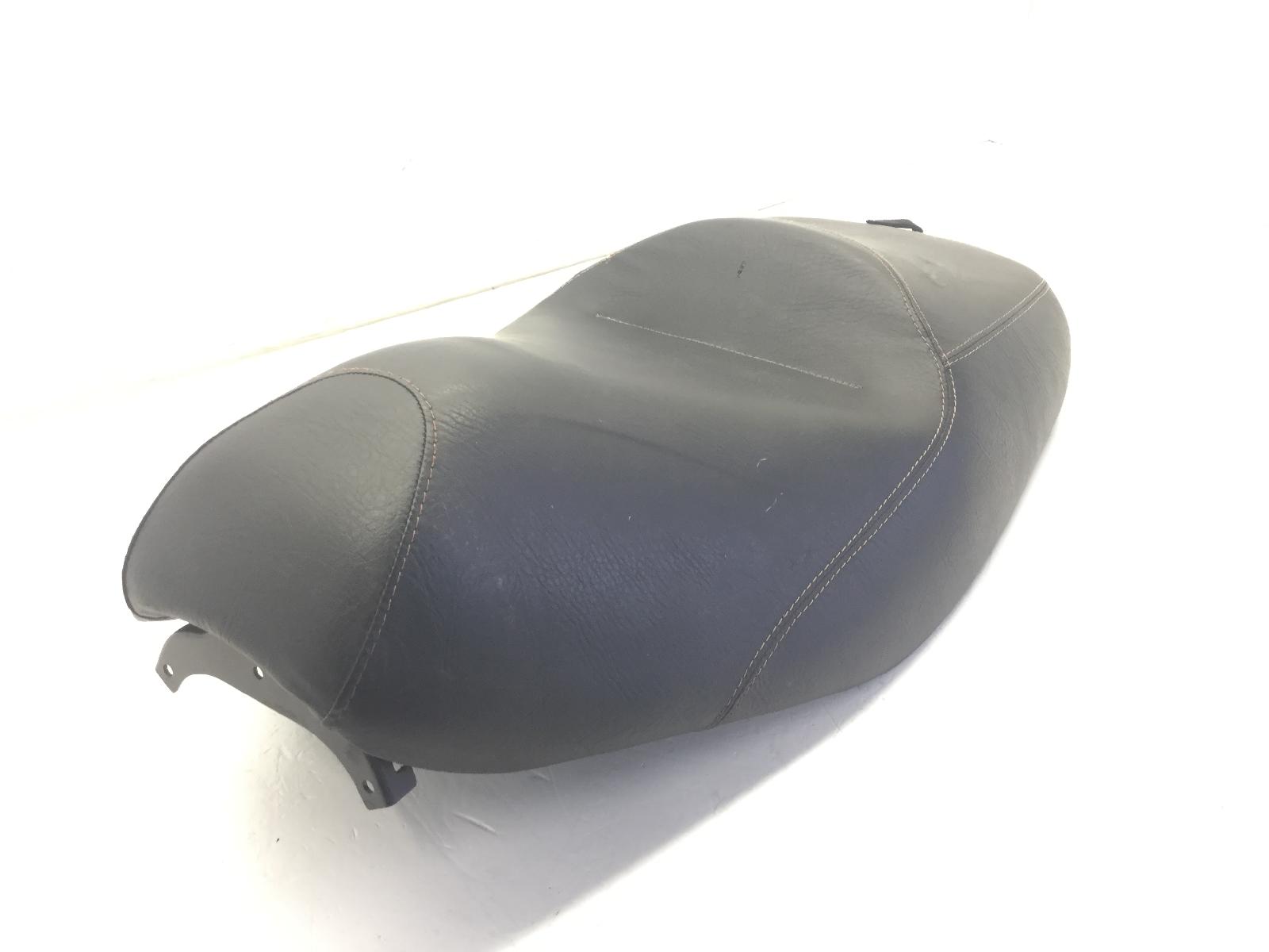 Piaggio mp3 mic 400 sella saddle - piccolo buco 2008 2010 m59102